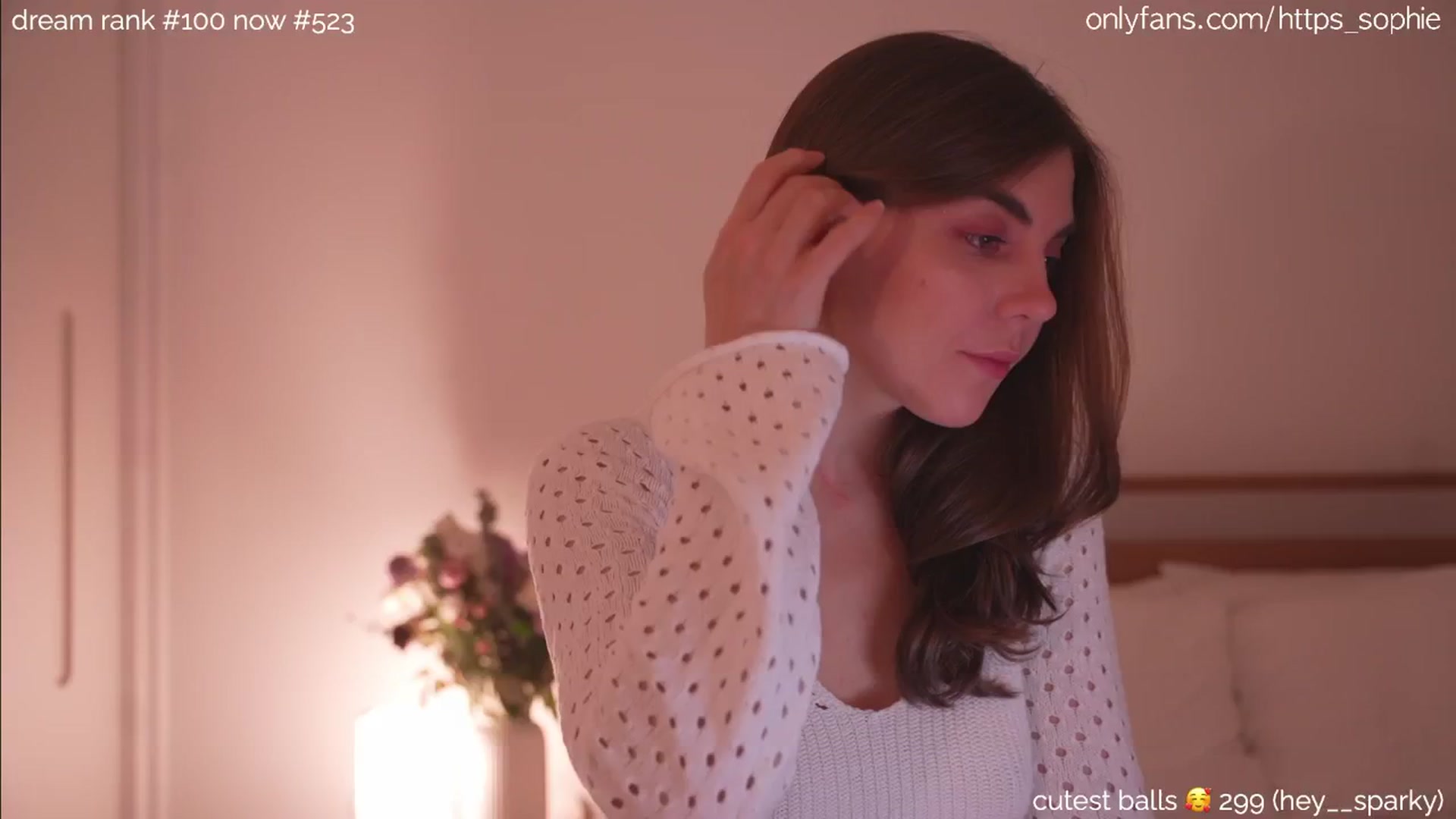 Gallery image thumbnail from camguurl's myfreecams stream on, 09/20/2024, 24:04 image 8 of 20