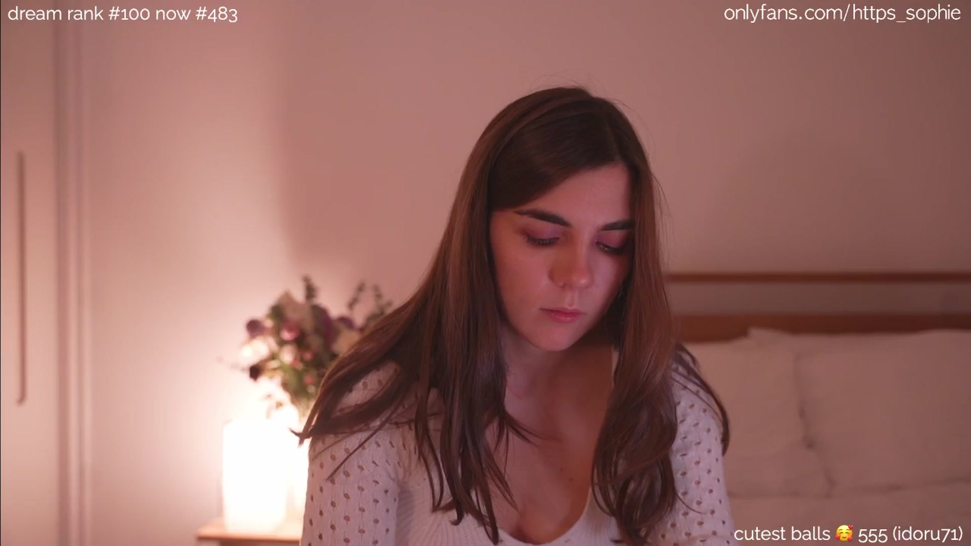 Gallery image thumbnail from camguurl's myfreecams stream on, 09/20/2024, 24:04 image 18 of 20