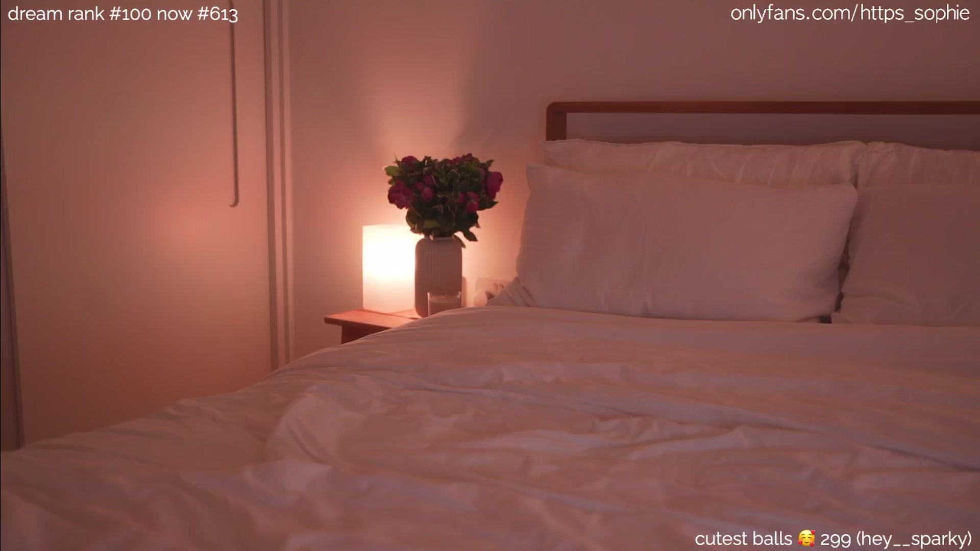 Gallery image thumbnail from camguurl's myfreecams stream on, 09/27/2024, 04:53 image 3 of 20