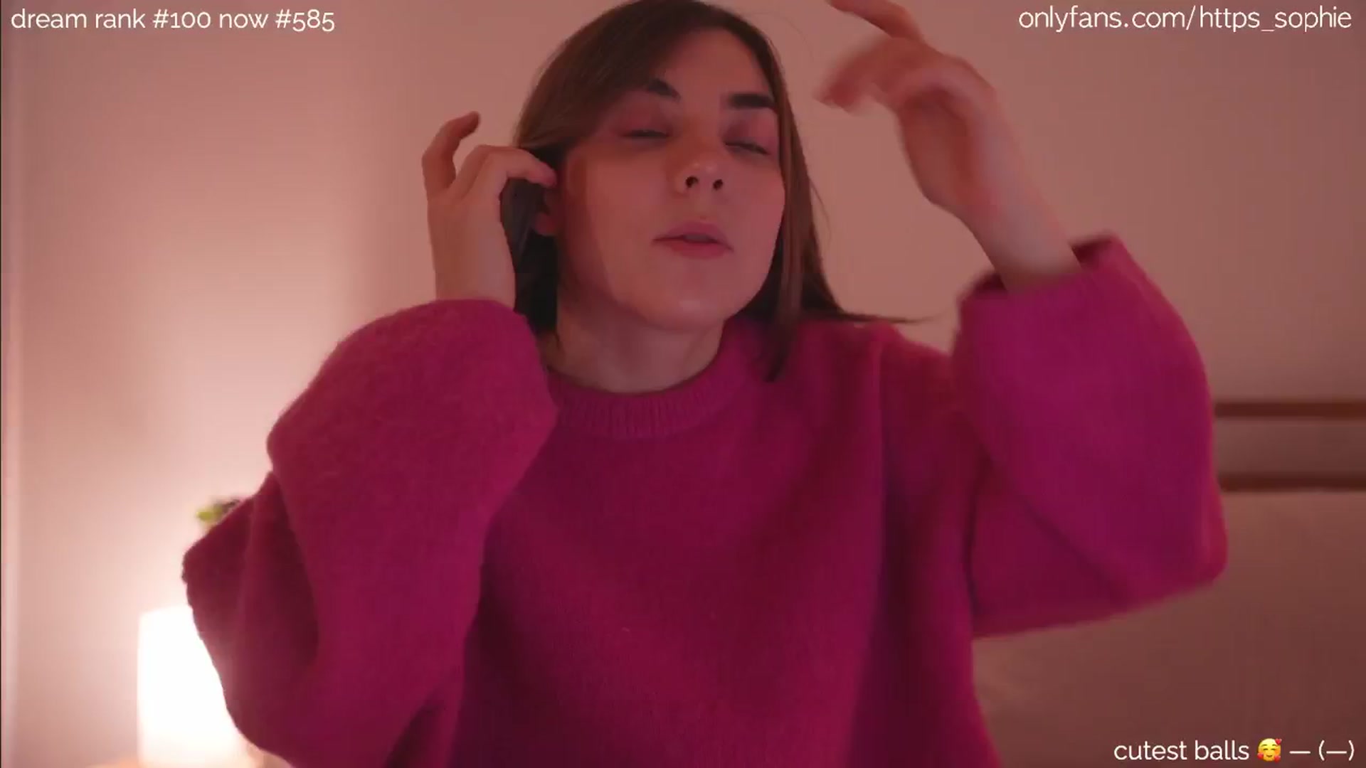 Gallery image thumbnail from camguurl's myfreecams stream on, 09/27/2024, 22:41 image 14 of 20