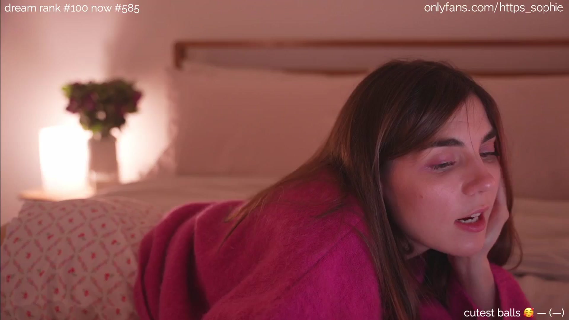 Gallery image thumbnail from camguurl's myfreecams stream on, 09/27/2024, 22:41 image 2 of 20