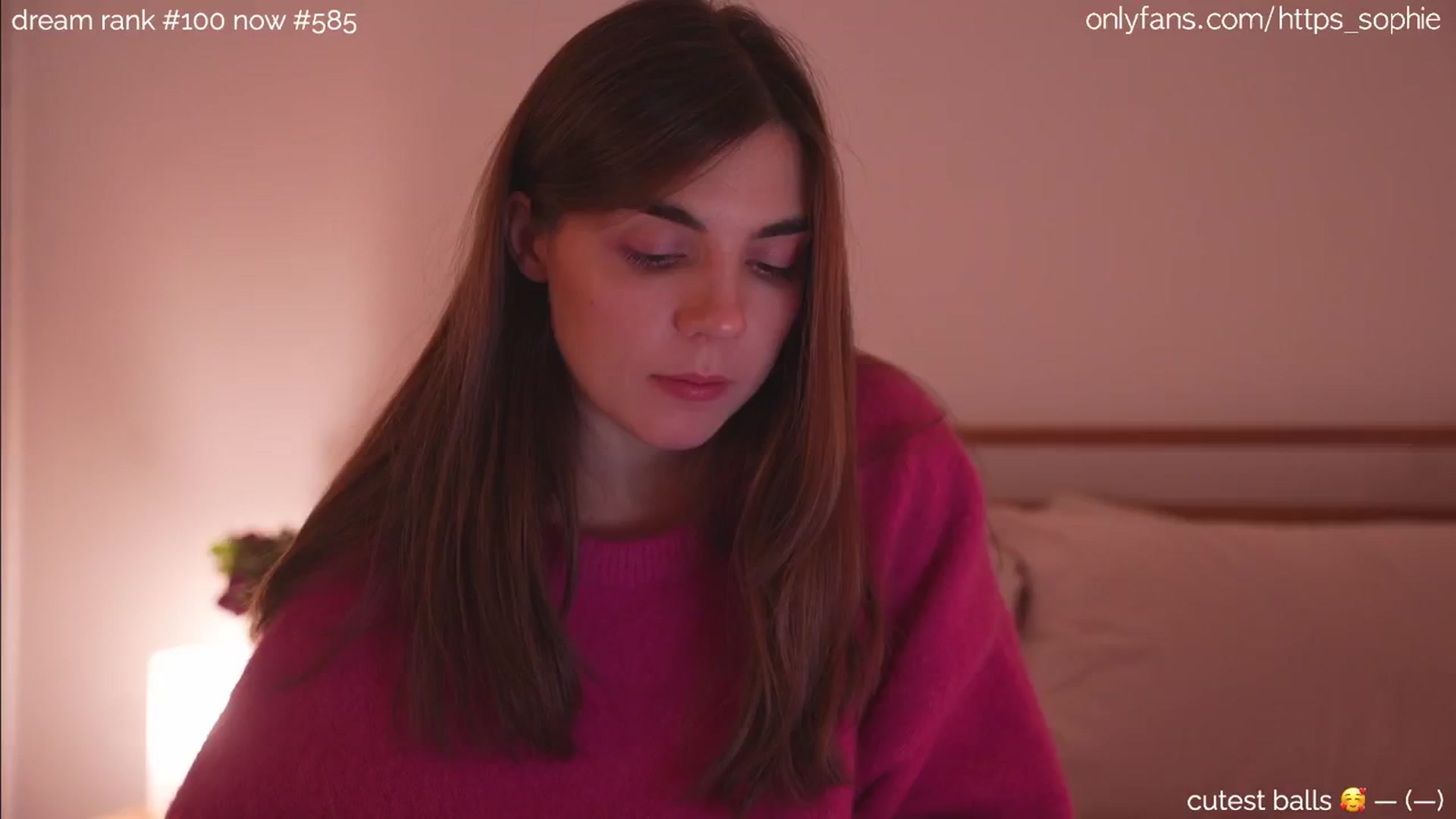 Gallery image thumbnail from camguurl's myfreecams stream on, 09/27/2024, 22:41 image 13 of 20