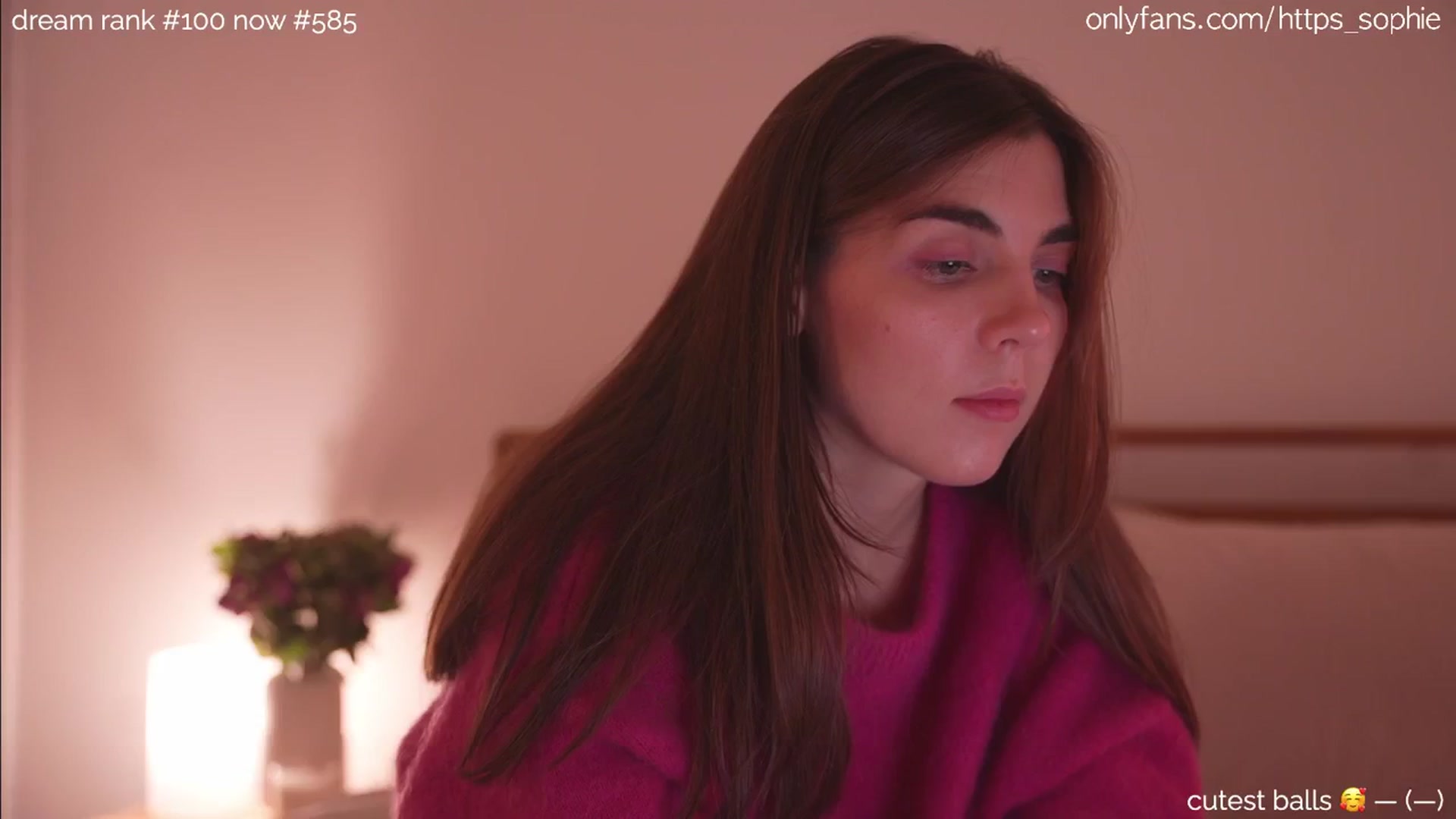 Gallery image thumbnail from camguurl's myfreecams stream on, 09/27/2024, 22:41 image 16 of 20