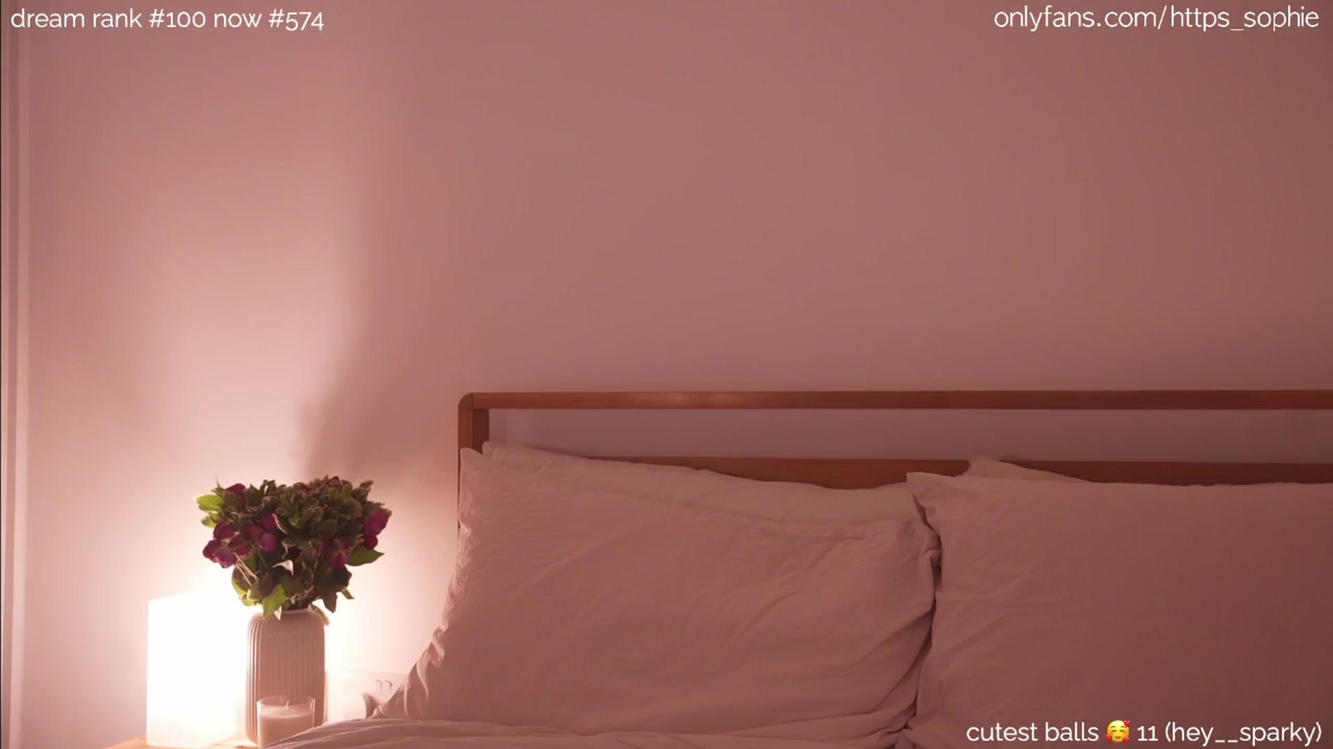 Gallery image thumbnail from camguurl's myfreecams stream on, 09/28/2024, 02:01 image 16 of 20