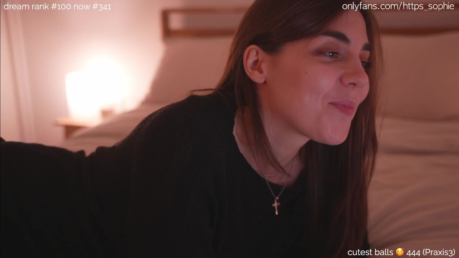 Gallery image thumbnail from camguurl's myfreecams stream on, 10/01/2024, 23:52 image 6 of 20