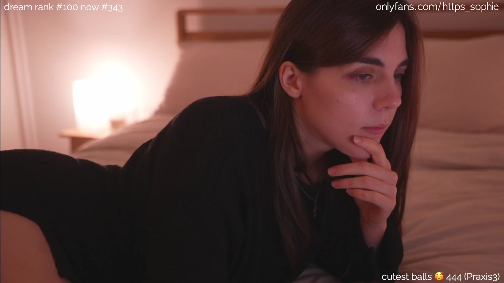 Gallery image thumbnail from camguurl's myfreecams stream on, 10/01/2024, 23:52 image 7 of 20