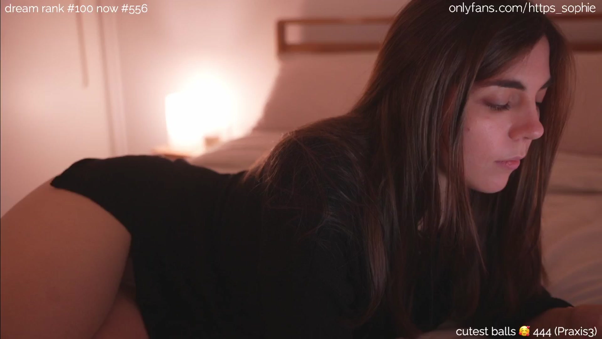 Gallery image thumbnail from camguurl's myfreecams stream on, 10/01/2024, 23:52 image 4 of 20