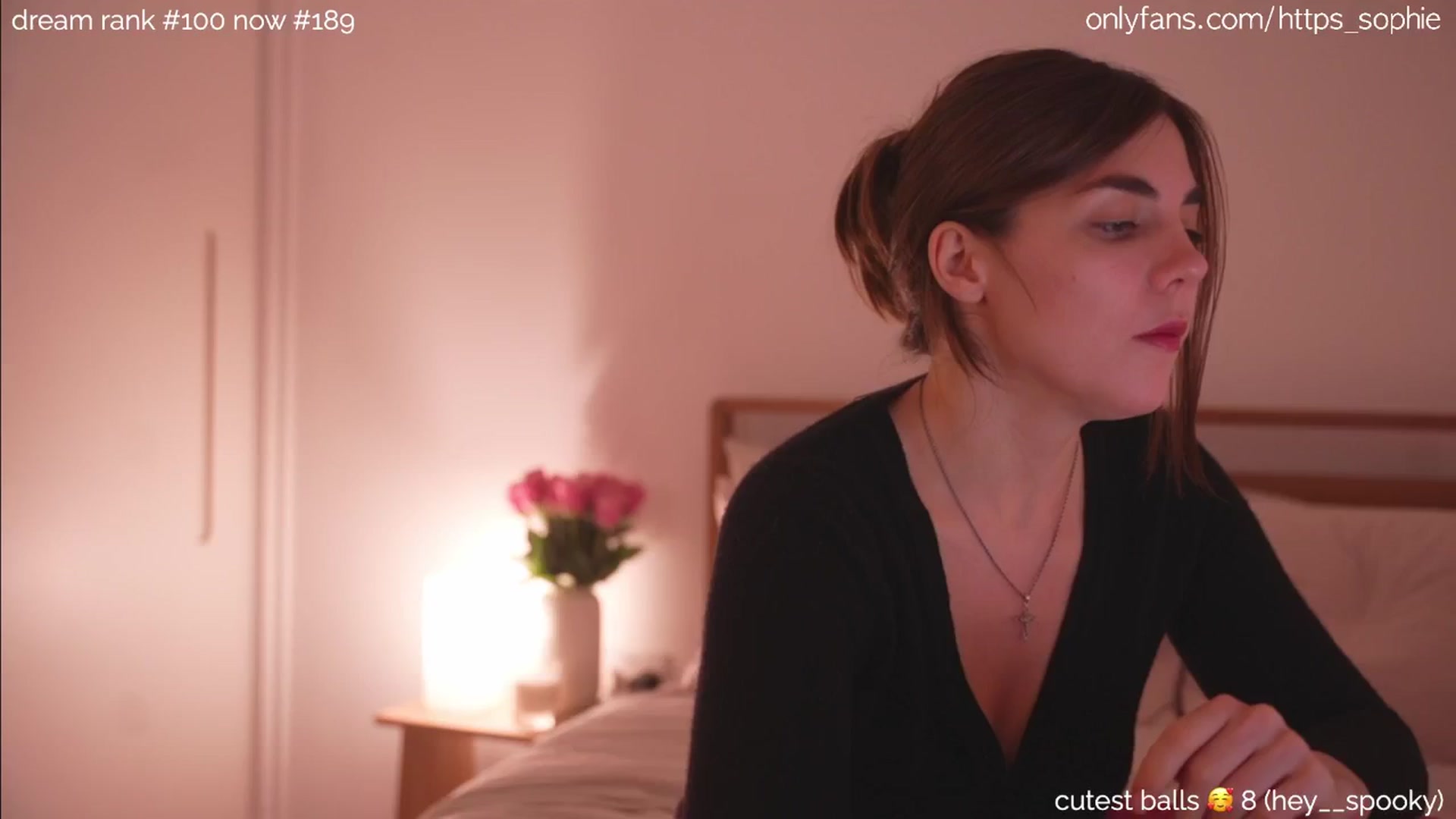 Gallery image thumbnail from camguurl's myfreecams stream on, 10/03/2024, 03:33 image 2 of 20