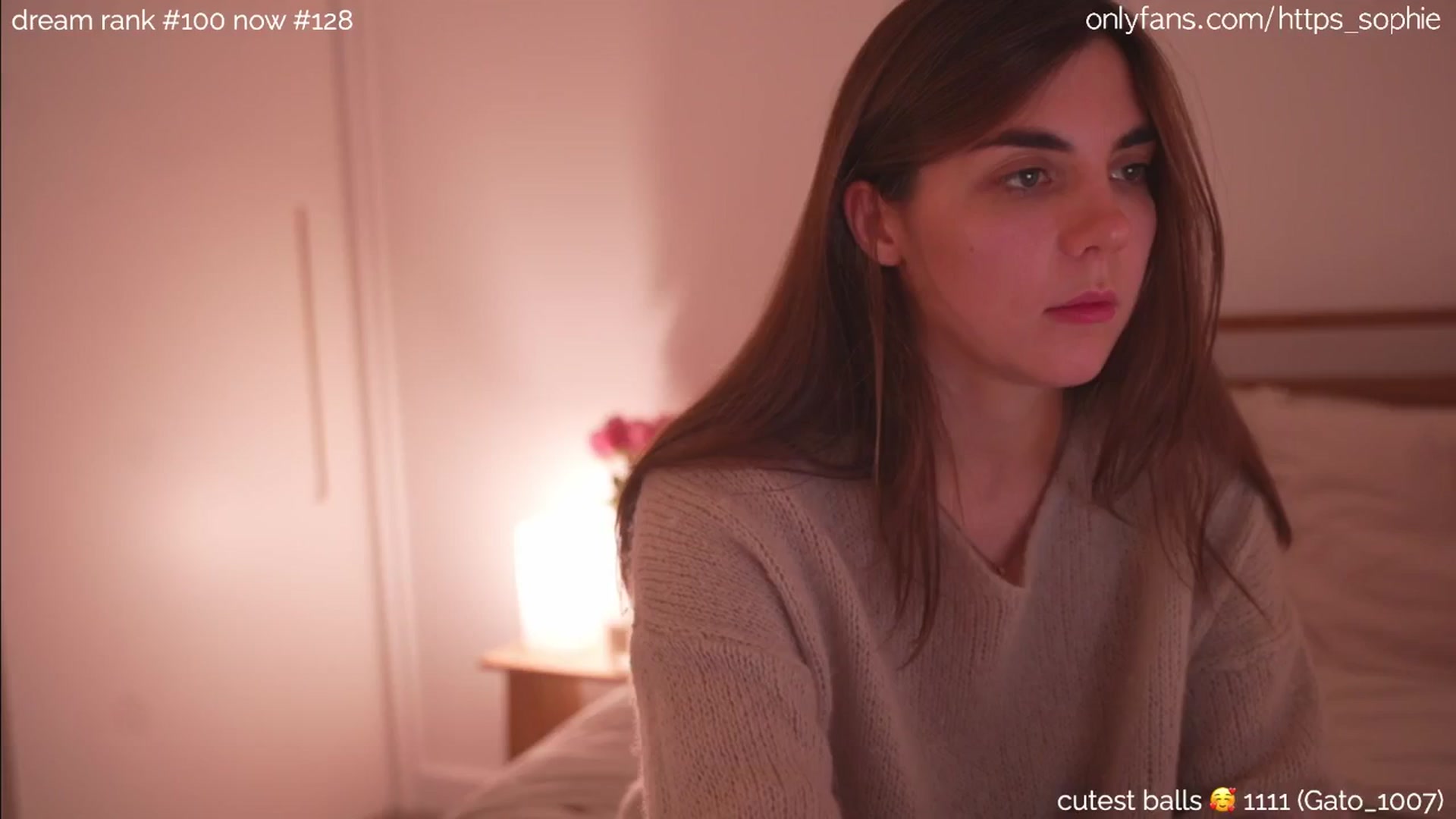 Gallery image thumbnail from camguurl's myfreecams stream on, 10/03/2024, 03:33 image 17 of 20