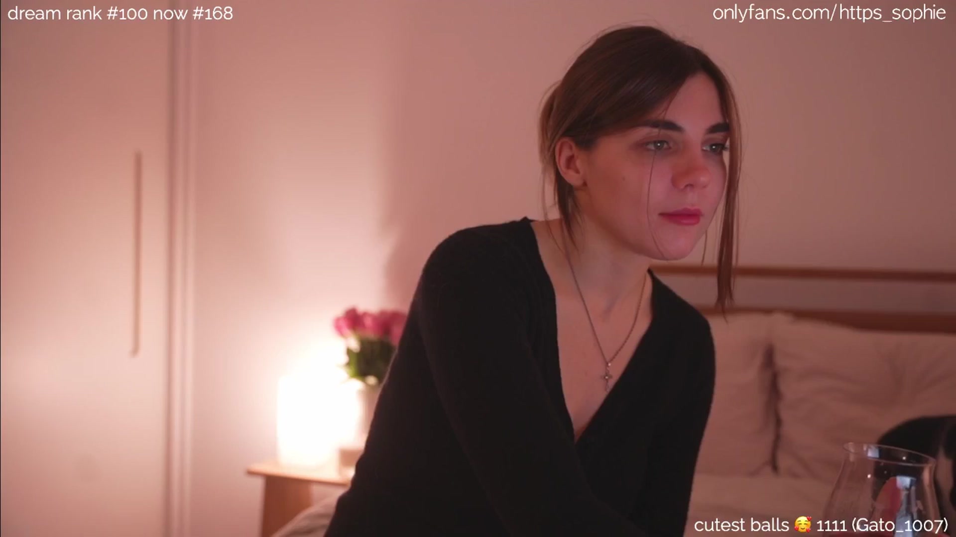 Gallery image thumbnail from camguurl's myfreecams stream on, 10/03/2024, 03:33 image 5 of 20