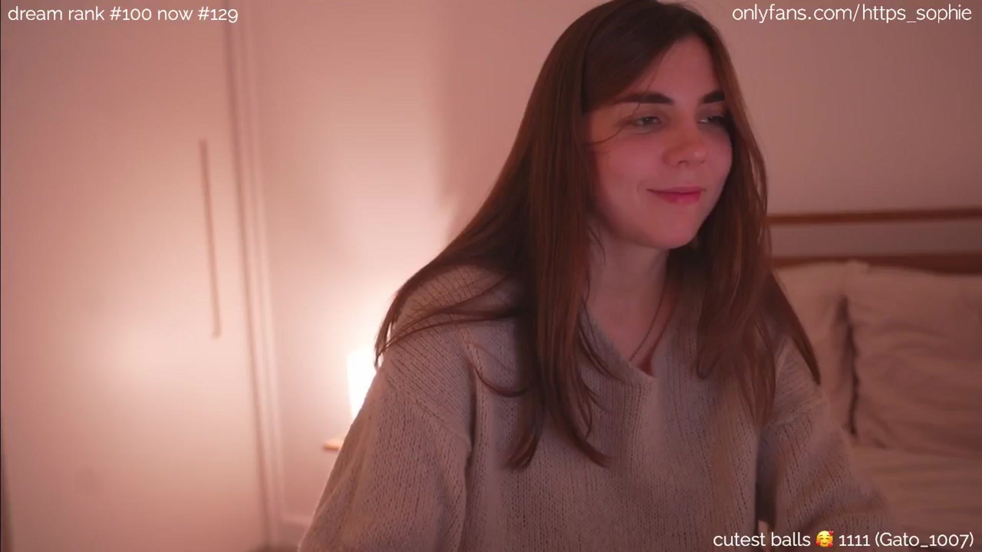 Gallery image thumbnail from camguurl's myfreecams stream on, 10/03/2024, 03:33 image 18 of 20