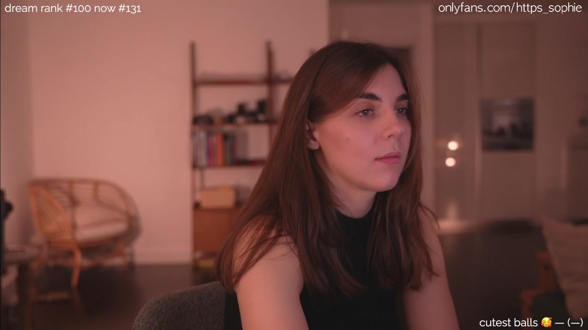 Gallery image thumbnail from camguurl's myfreecams stream on, 10/07/2024, 24:33 image 3 of 20