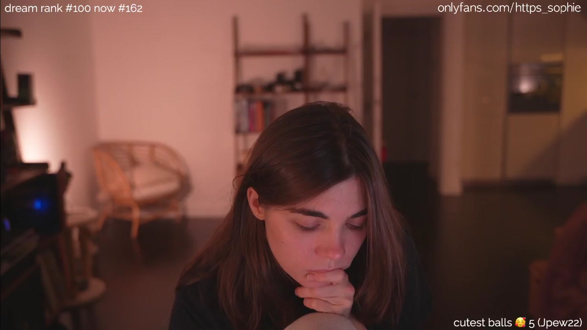 Gallery image thumbnail from camguurl's myfreecams stream on, 10/09/2024, 24:43 image 8 of 20