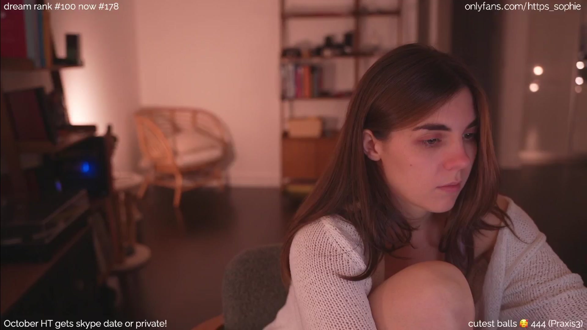 Gallery image thumbnail from camguurl's myfreecams stream on, 10/10/2024, 24:48 image 20 of 20
