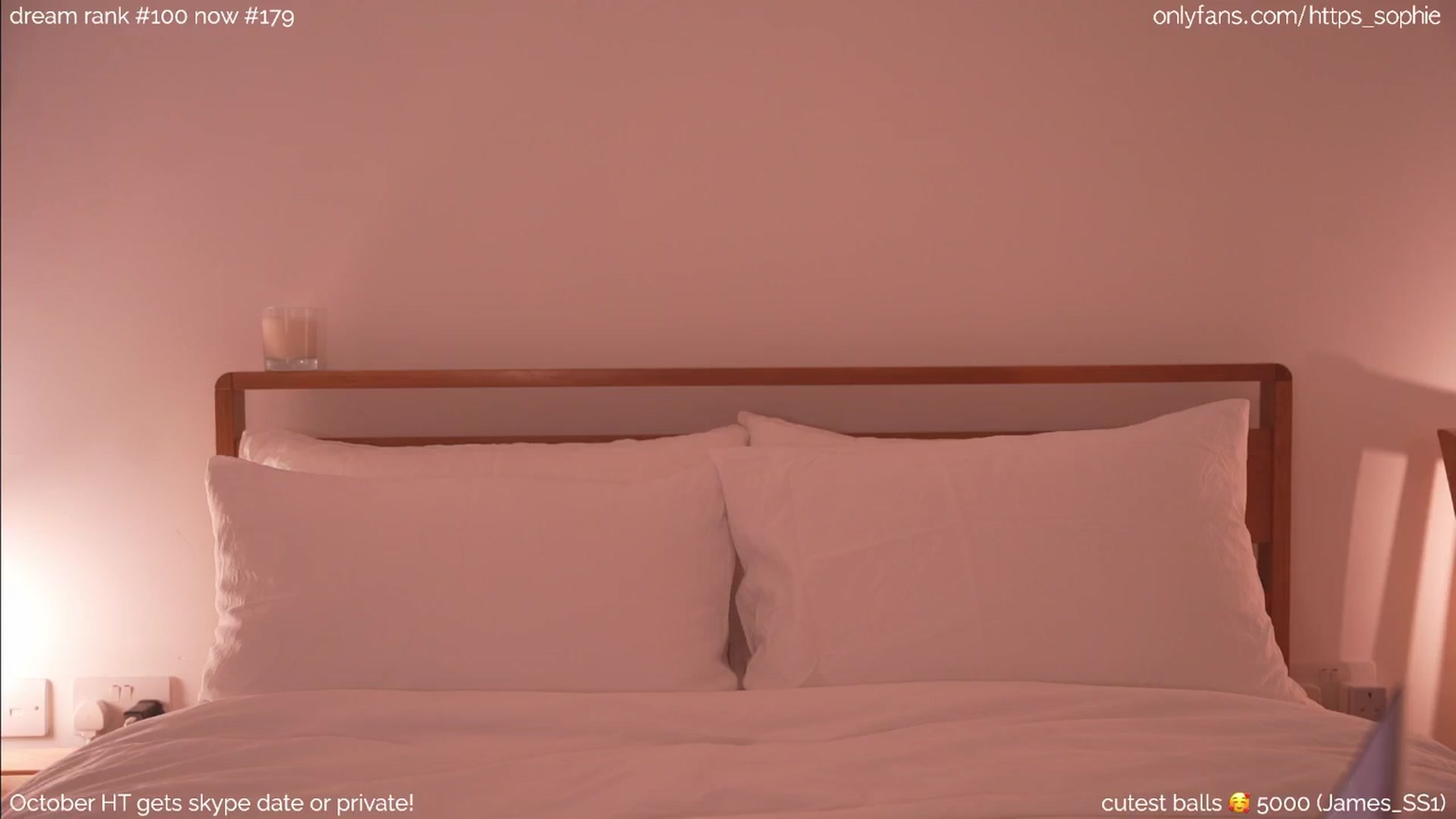 Gallery image thumbnail from camguurl's myfreecams stream on, 10/11/2024, 01:03 image 18 of 20