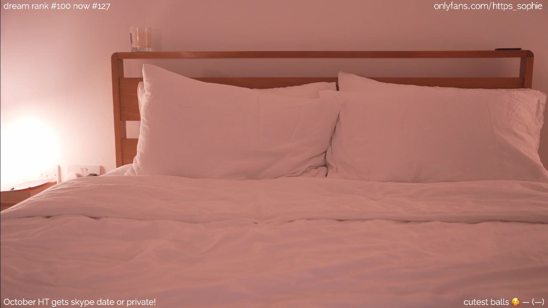 Gallery image thumbnail from camguurl's myfreecams stream on, 10/13/2024, 23:10 image 15 of 20