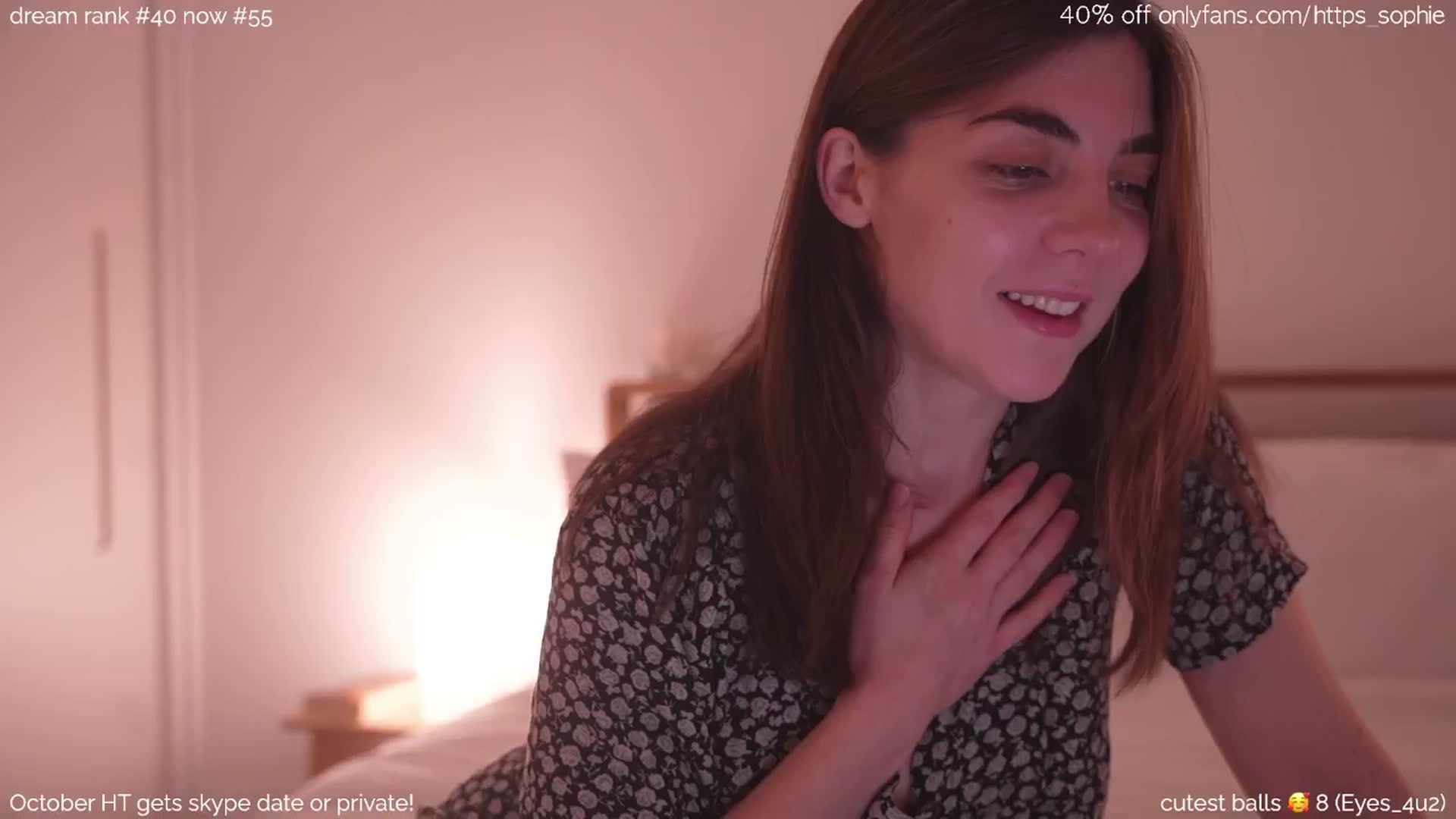 Gallery image thumbnail from camguurl's myfreecams stream on, 10/17/2024, 21:32 image 8 of 20