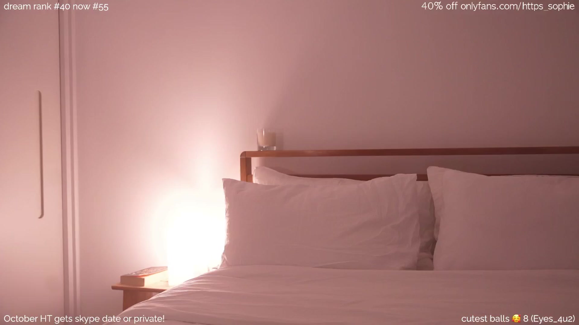 Gallery image thumbnail from camguurl's myfreecams stream on, 10/17/2024, 21:32 image 15 of 20