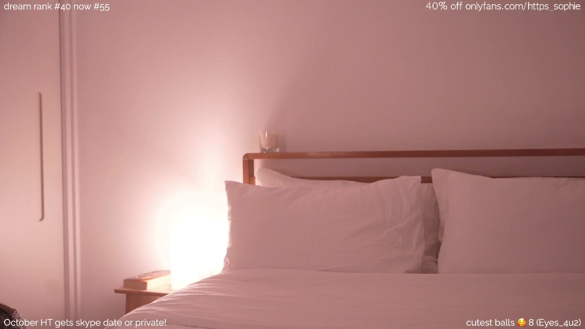 Gallery image thumbnail from camguurl's myfreecams stream on, 10/17/2024, 21:32 image 16 of 20
