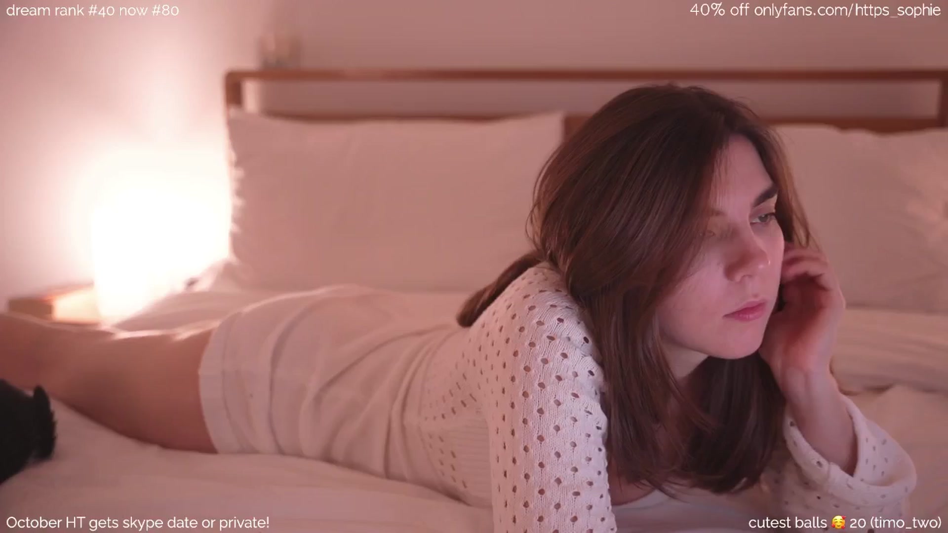 Gallery image thumbnail from camguurl's myfreecams stream on, 10/20/2024, 23:54 image 20 of 20