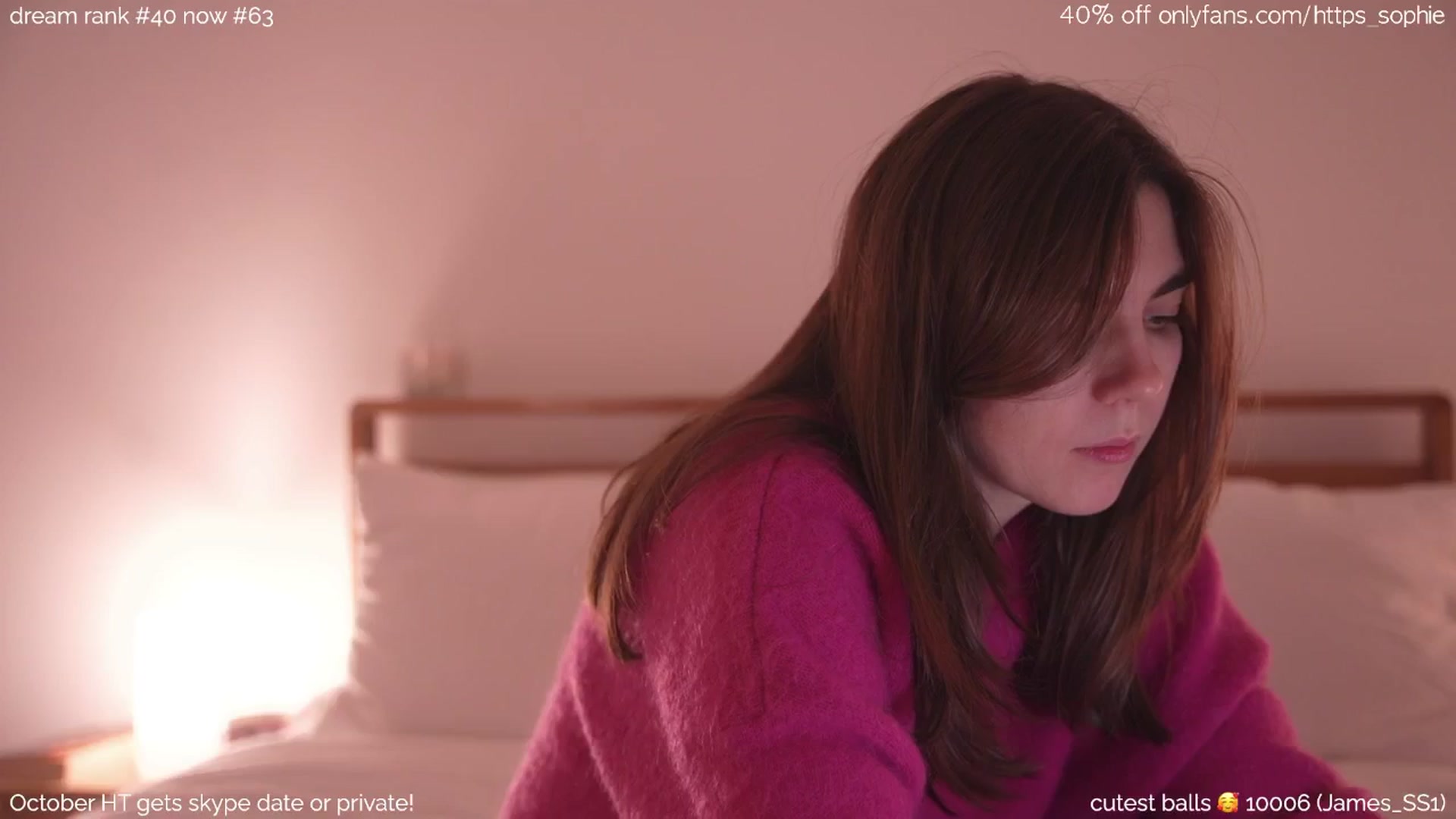 Gallery image thumbnail from camguurl's myfreecams stream on, 10/21/2024, 02:37 image 18 of 20