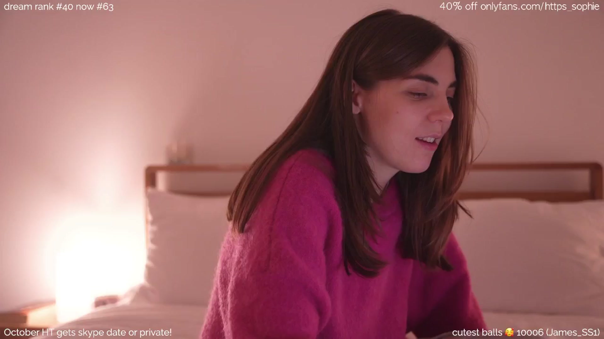 Gallery image thumbnail from camguurl's myfreecams stream on, 10/21/2024, 02:37 image 16 of 20