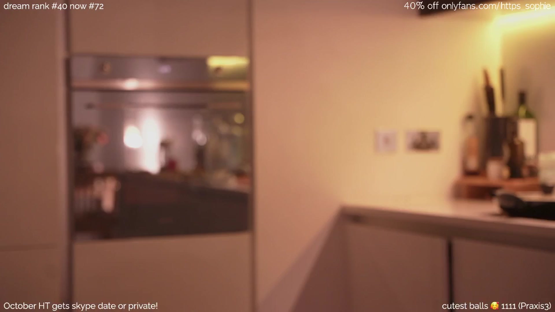 Gallery image thumbnail from camguurl's myfreecams stream on, 10/25/2024, 22:23 image 17 of 20