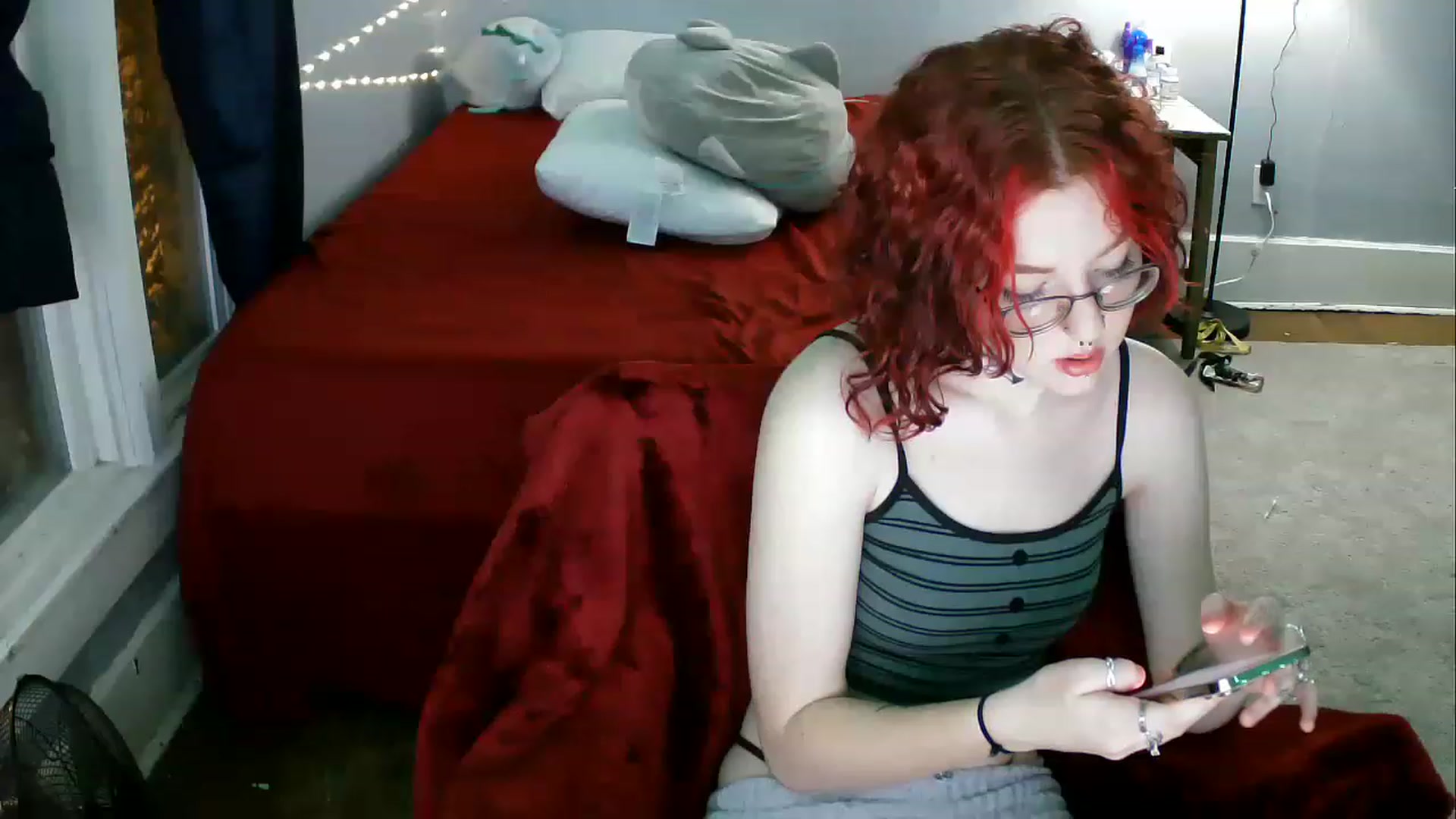 Gallery image thumbnail from candycane710's myfreecams stream on, 12/24/2022, 08:50 image 14 of 20