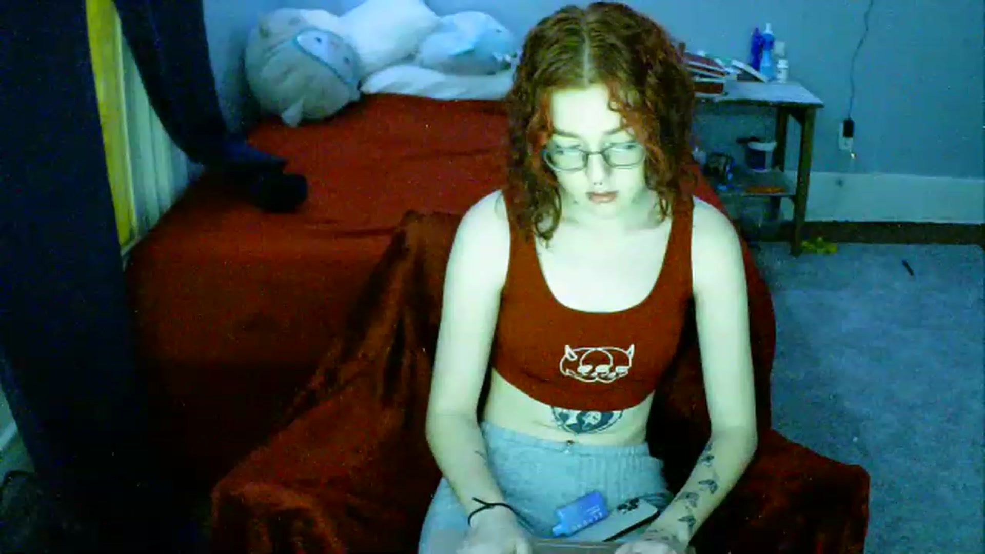 Gallery image thumbnail from candycane710's myfreecams stream on, 12/25/2022, 24:03 image 5 of 20