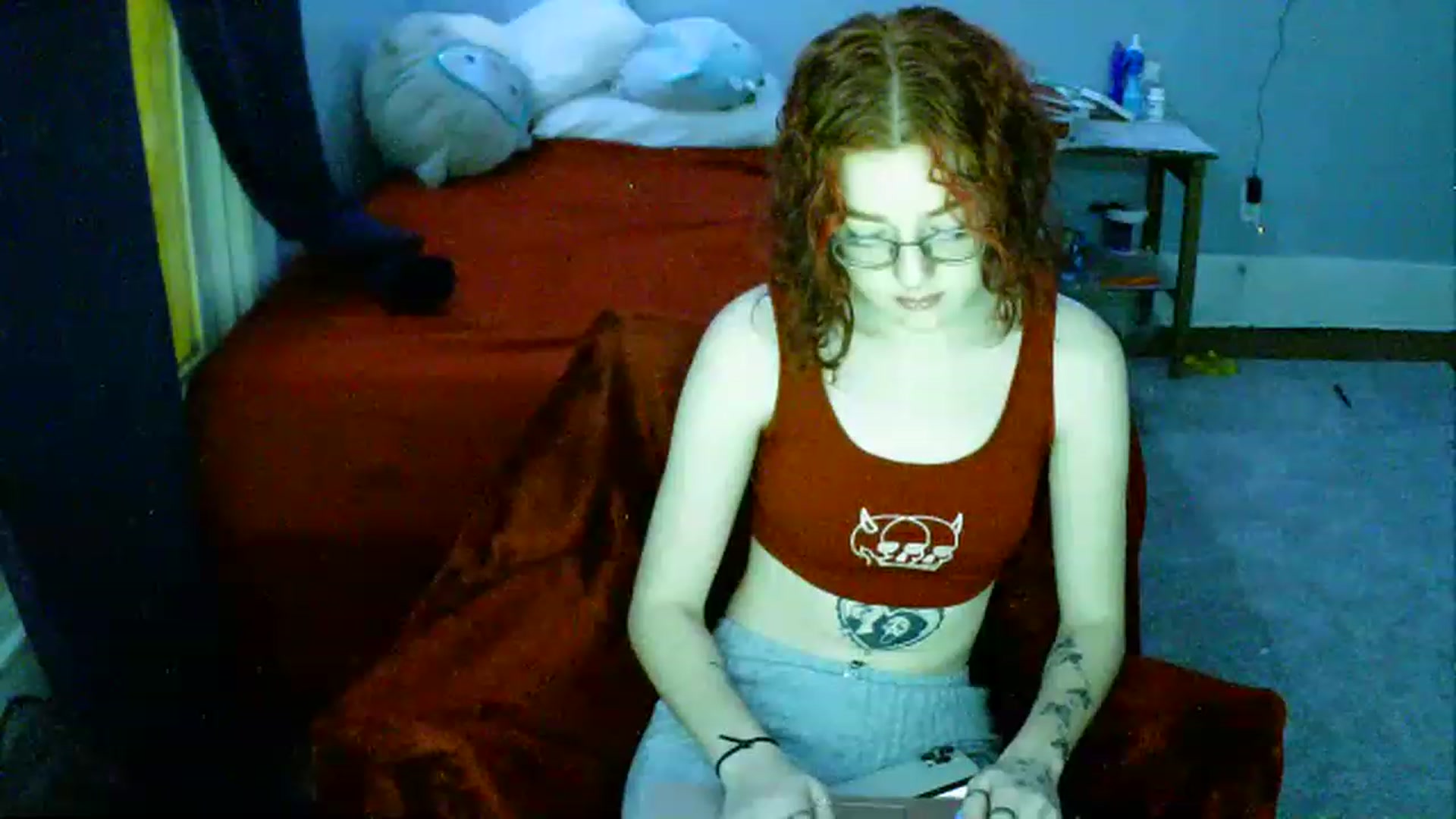 Gallery image thumbnail from candycane710's myfreecams stream on, 12/25/2022, 24:03 image 2 of 20