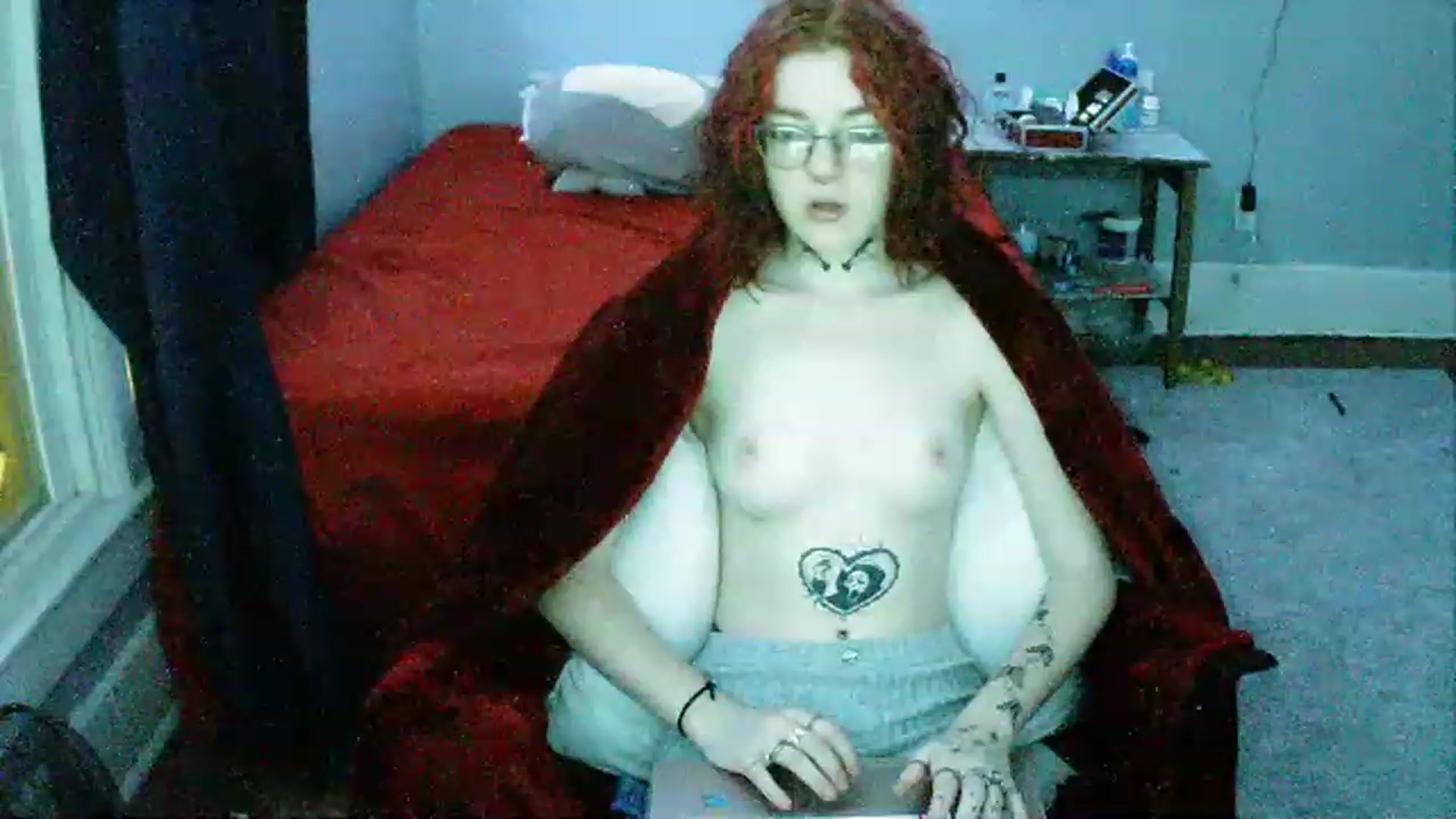 Gallery image thumbnail from candycane710's myfreecams stream on, 12/25/2022, 08:35 image 18 of 20