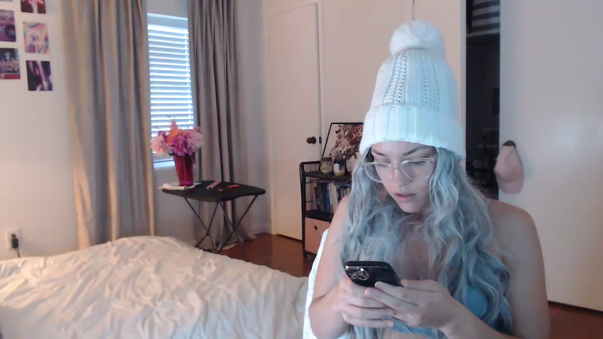 Gallery image thumbnail from cassandracane's myfreecams stream on, 01/26/2024, 15:59 image 16 of 20