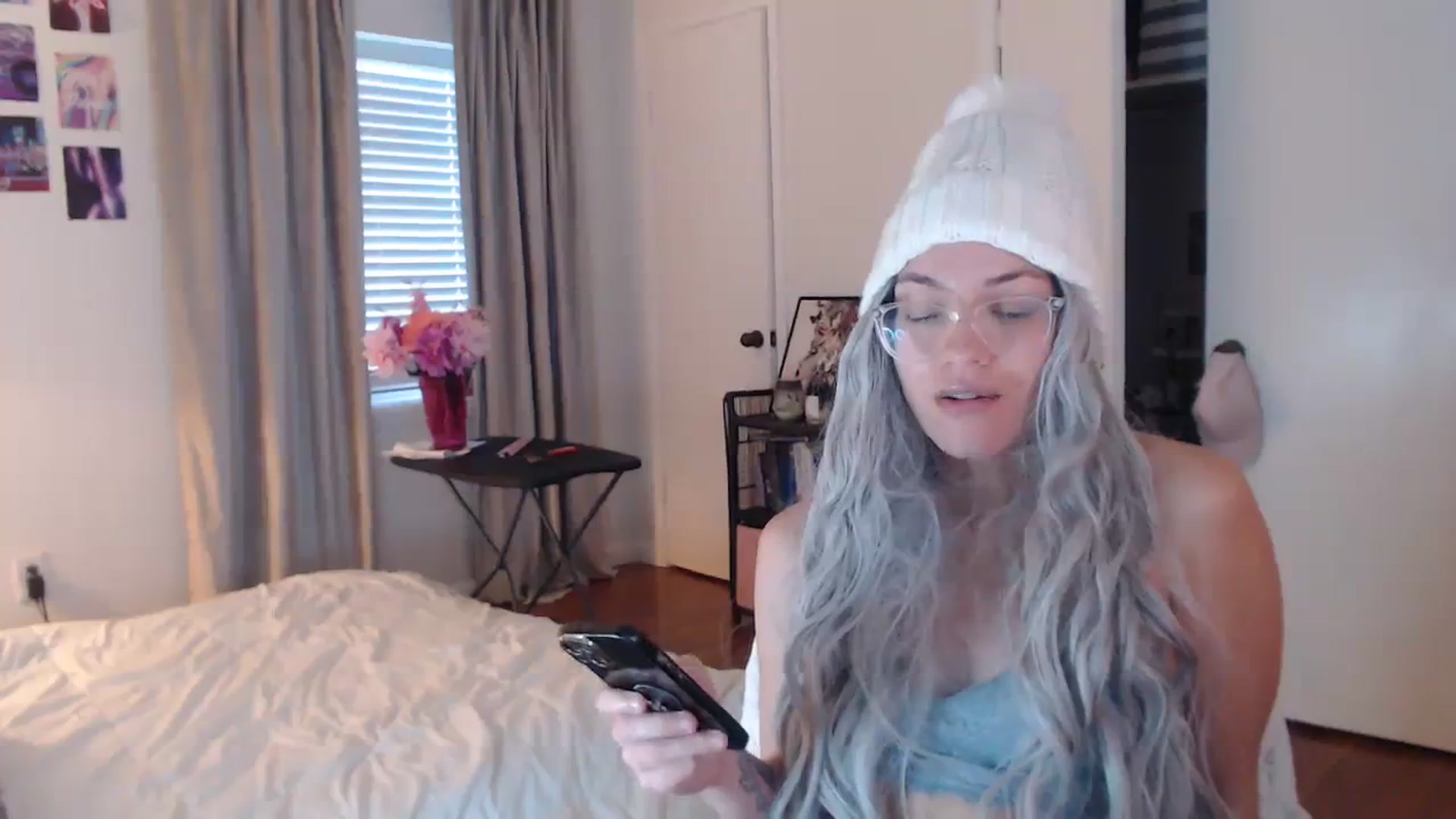 Gallery image thumbnail from cassandracane's myfreecams stream on, 01/26/2024, 15:59 image 13 of 20