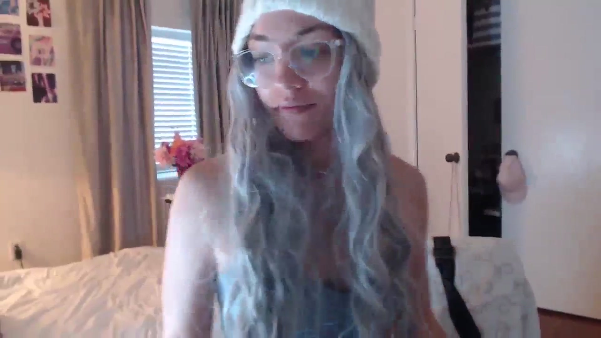 Gallery image thumbnail from cassandracane's myfreecams stream on, 01/26/2024, 15:59 image 17 of 20
