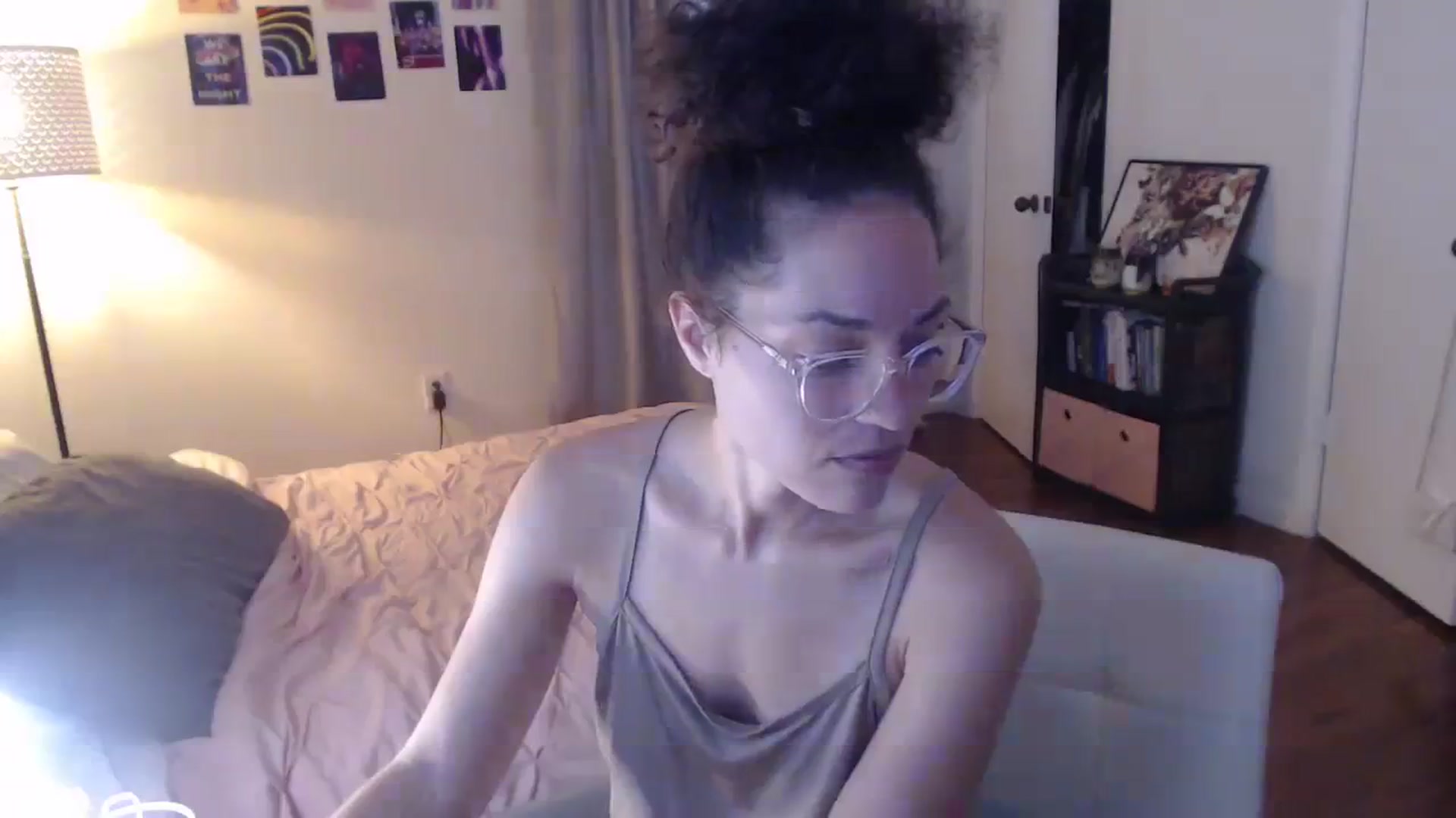 Gallery image thumbnail from cassandracane's myfreecams stream on, 02/05/2024, 17:37 image 13 of 20