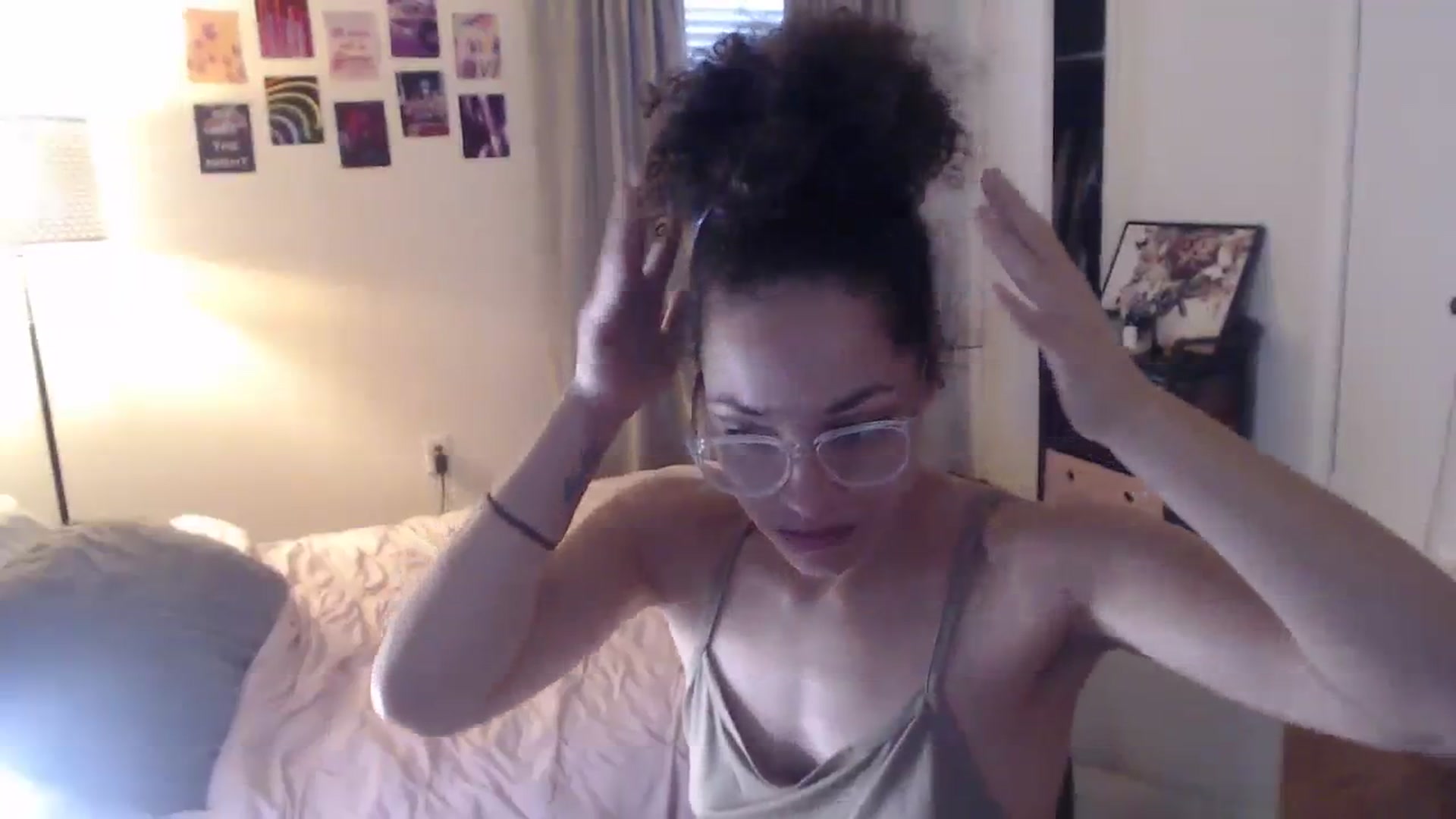 Gallery image thumbnail from cassandracane's myfreecams stream on, 02/05/2024, 17:37 image 3 of 20