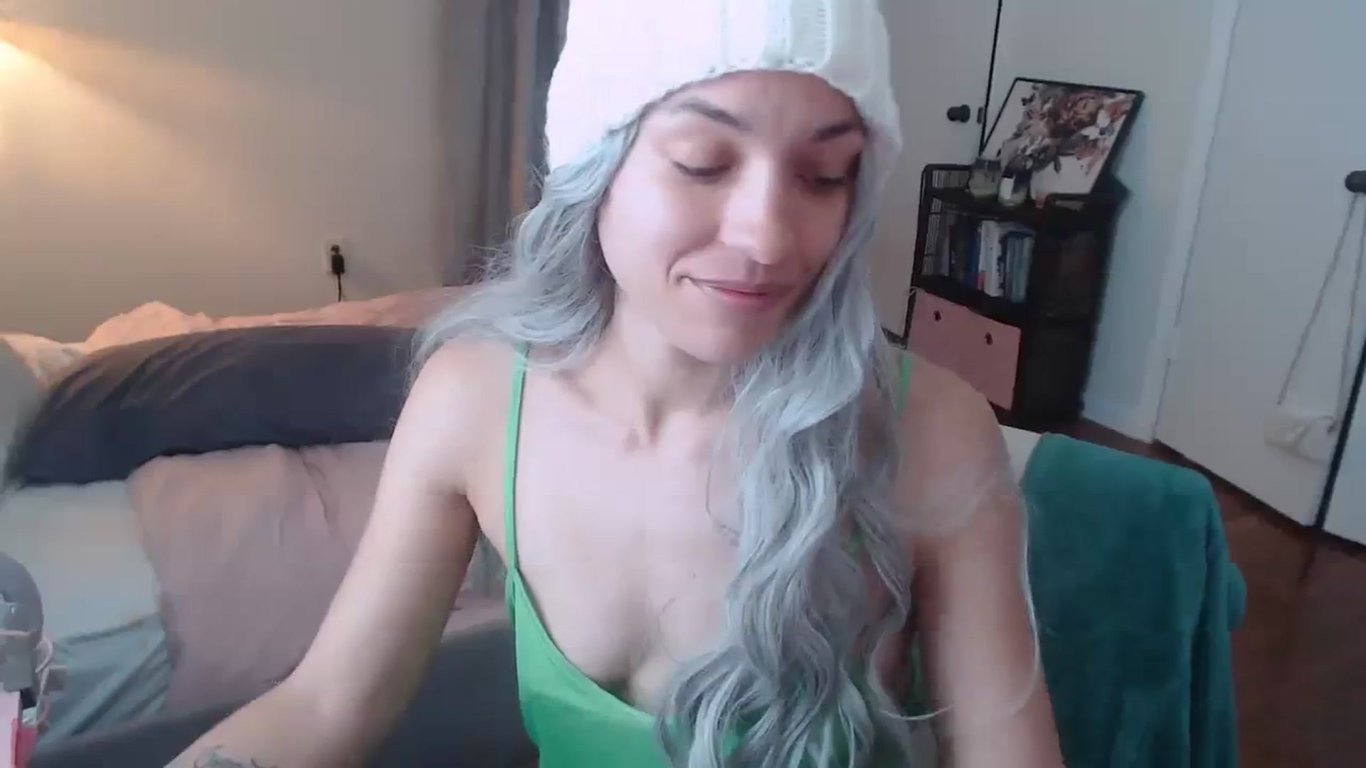 Gallery image thumbnail from cassandracane's myfreecams stream on, 02/06/2024, 15:19 image 13 of 20
