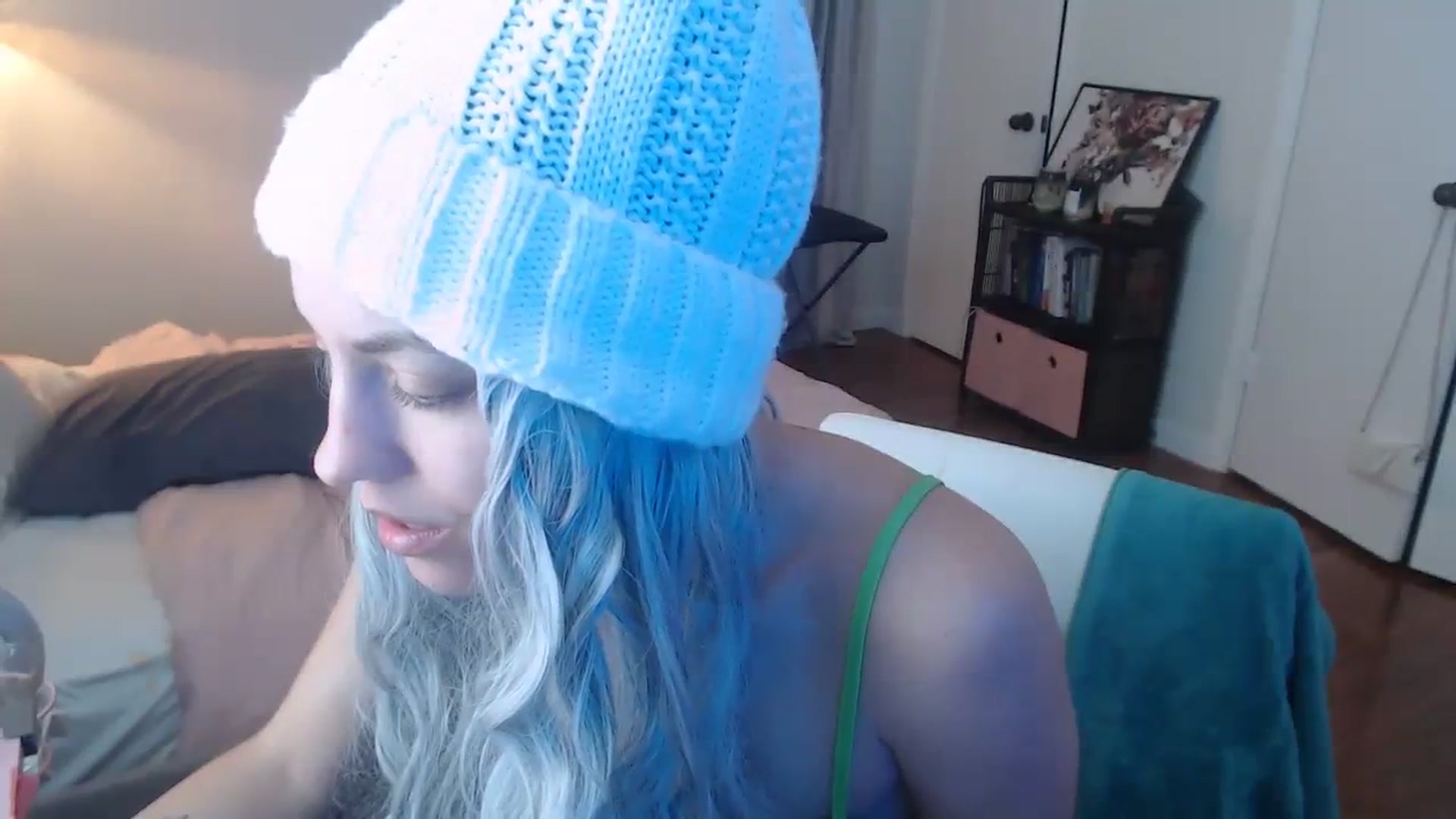 Gallery image thumbnail from cassandracane's myfreecams stream on, 02/06/2024, 15:19 image 9 of 20