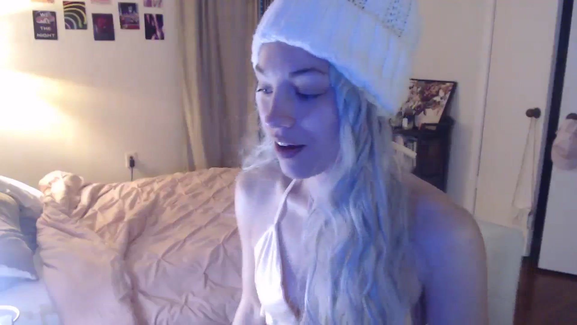 Gallery image thumbnail from cassandracane's myfreecams stream on, 02/12/2024, 13:39 image 19 of 20
