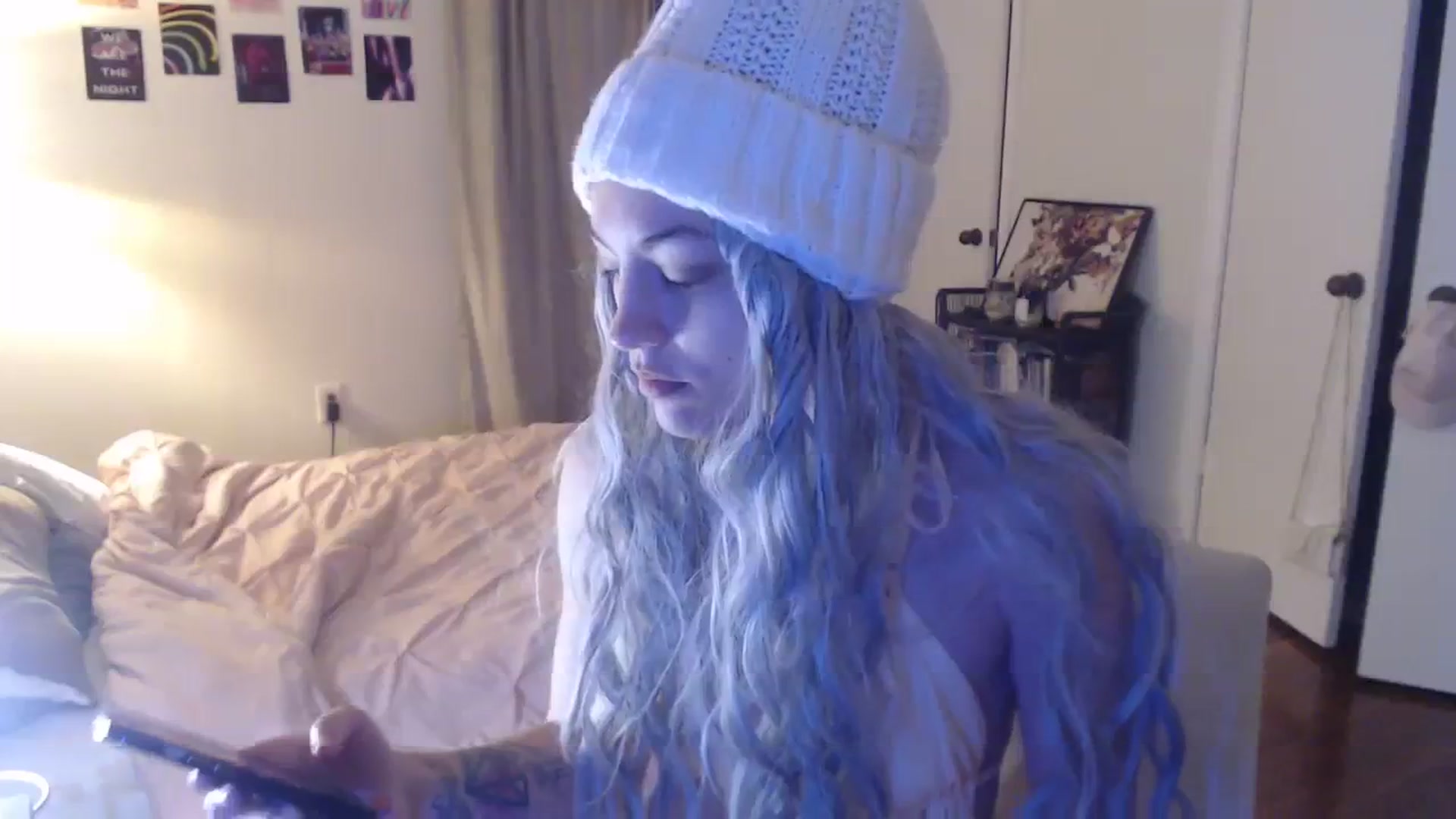 Gallery image thumbnail from cassandracane's myfreecams stream on, 02/12/2024, 13:39 image 7 of 20