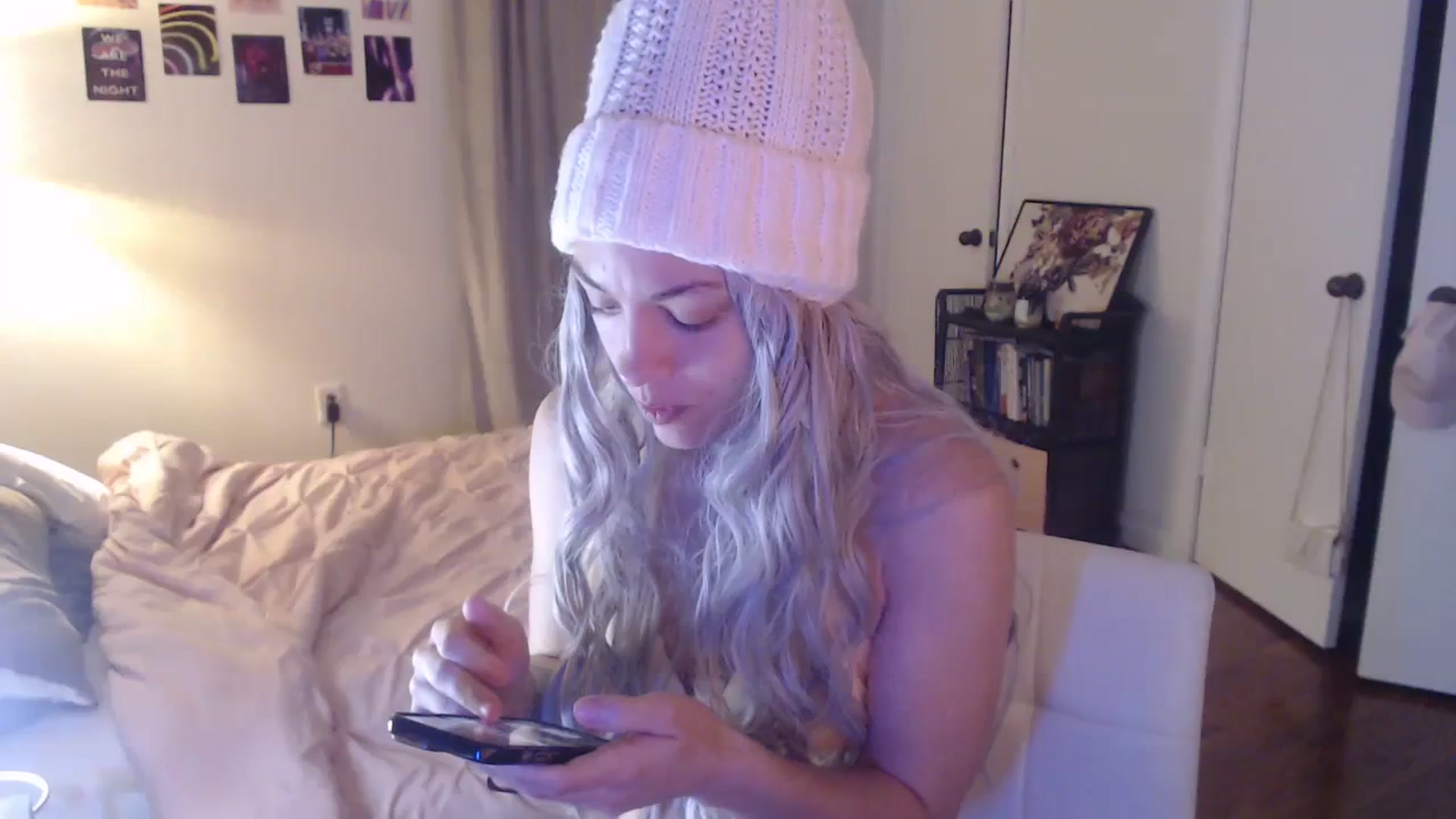 Gallery image thumbnail from cassandracane's myfreecams stream on, 02/12/2024, 13:39 image 1 of 20