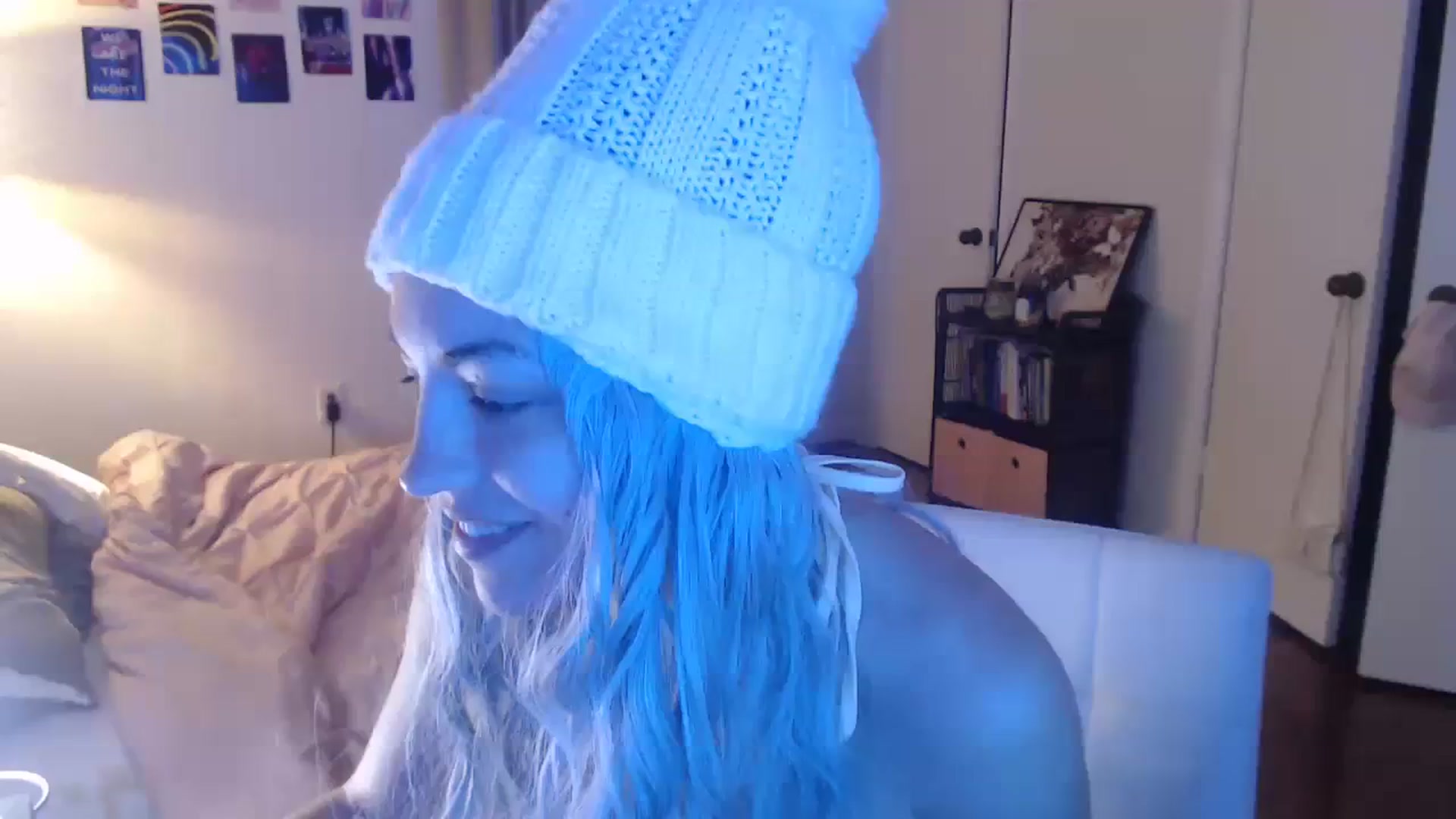 Gallery image thumbnail from cassandracane's myfreecams stream on, 02/12/2024, 13:39 image 11 of 20