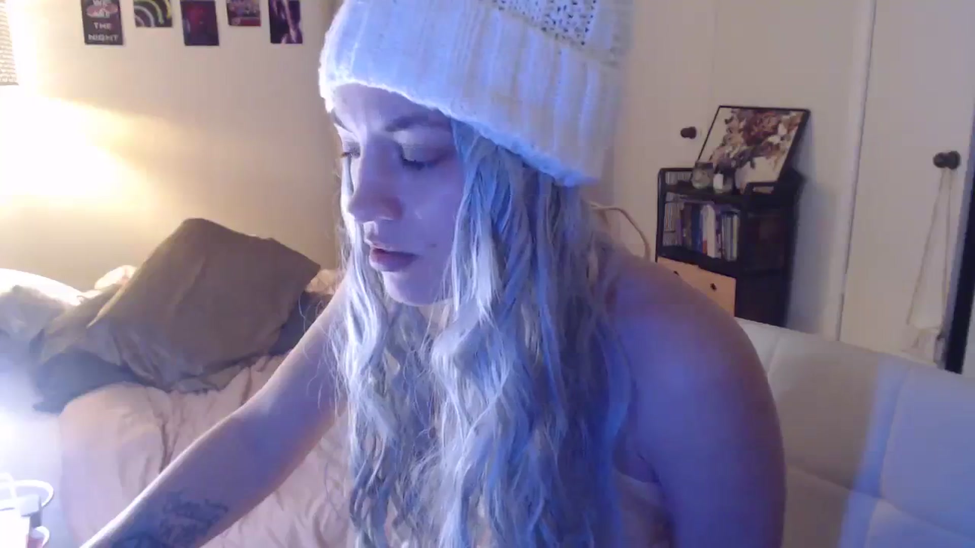 Gallery image thumbnail from cassandracane's myfreecams stream on, 02/12/2024, 15:33 image 6 of 20