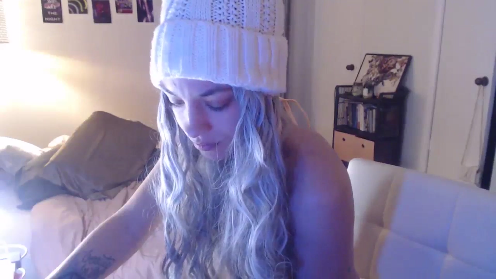 Gallery image thumbnail from cassandracane's myfreecams stream on, 02/12/2024, 15:33 image 17 of 20