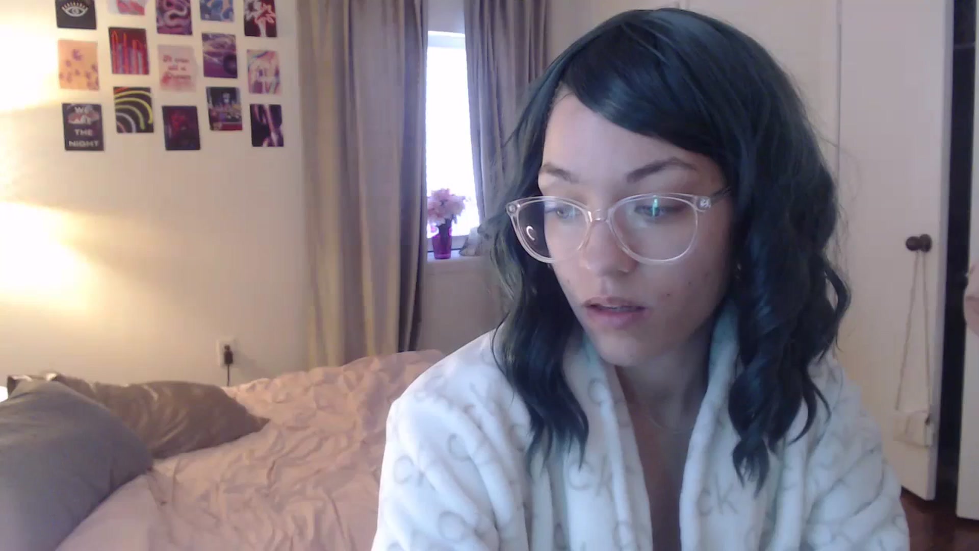 Gallery image thumbnail from cassandracane's myfreecams stream on, 02/13/2024, 14:39 image 4 of 20