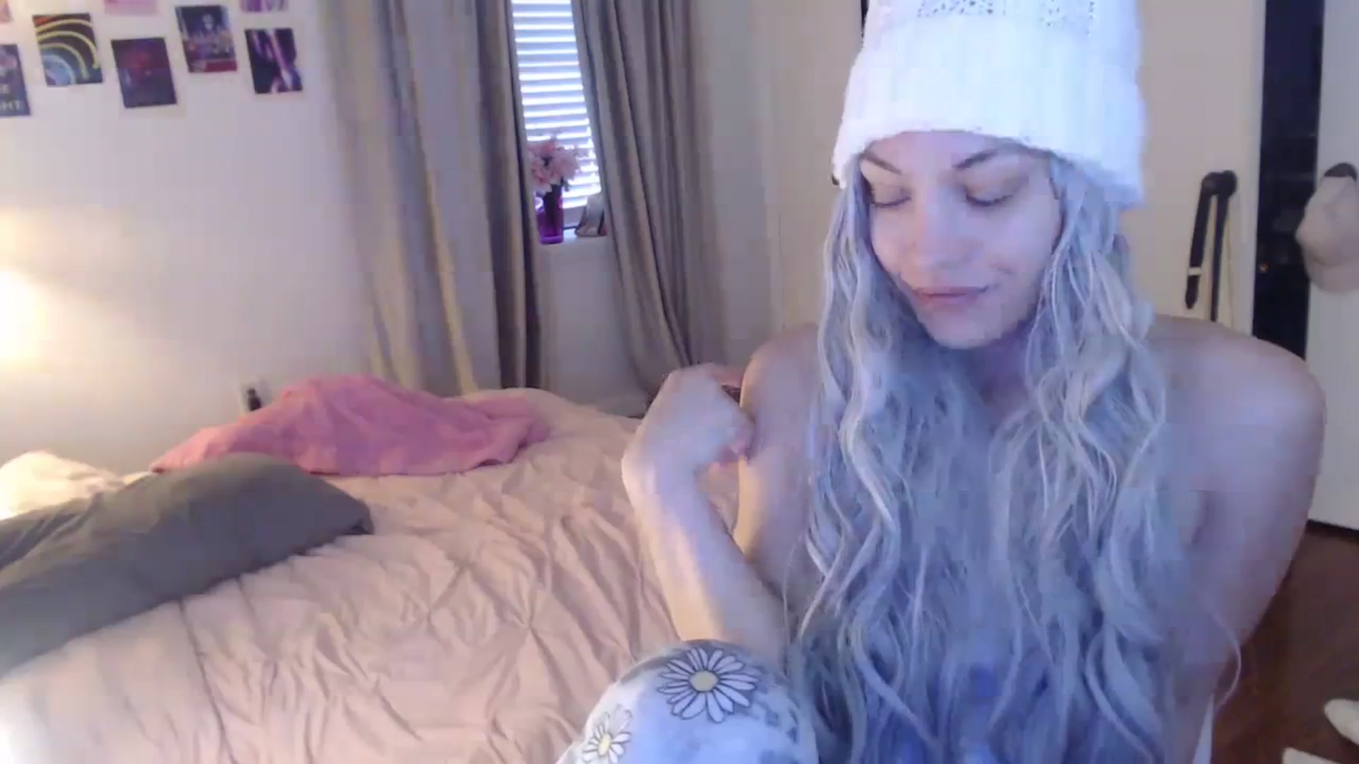 Gallery image thumbnail from cassandracane's myfreecams stream on, 02/15/2024, 13:44 image 11 of 20