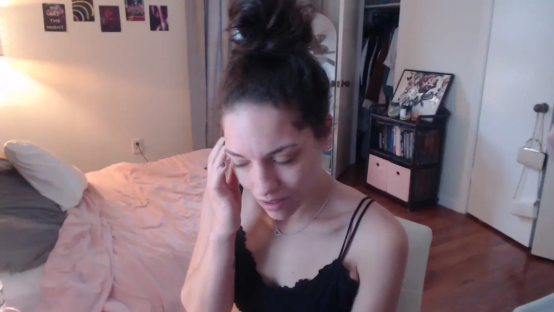 Gallery image thumbnail from cassandracane's myfreecams stream on, 02/20/2024, 16:12 image 10 of 20