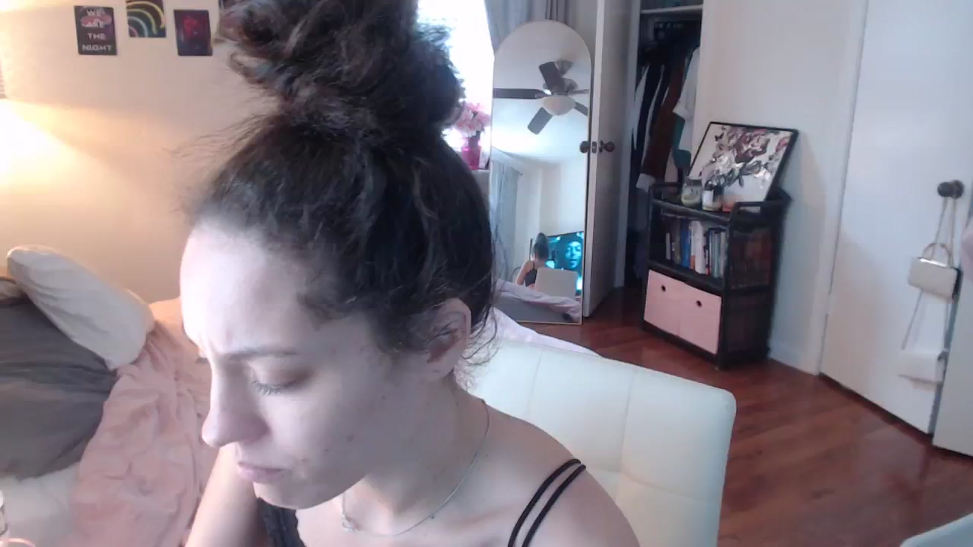 Gallery image thumbnail from cassandracane's myfreecams stream on, 02/20/2024, 16:12 image 14 of 20