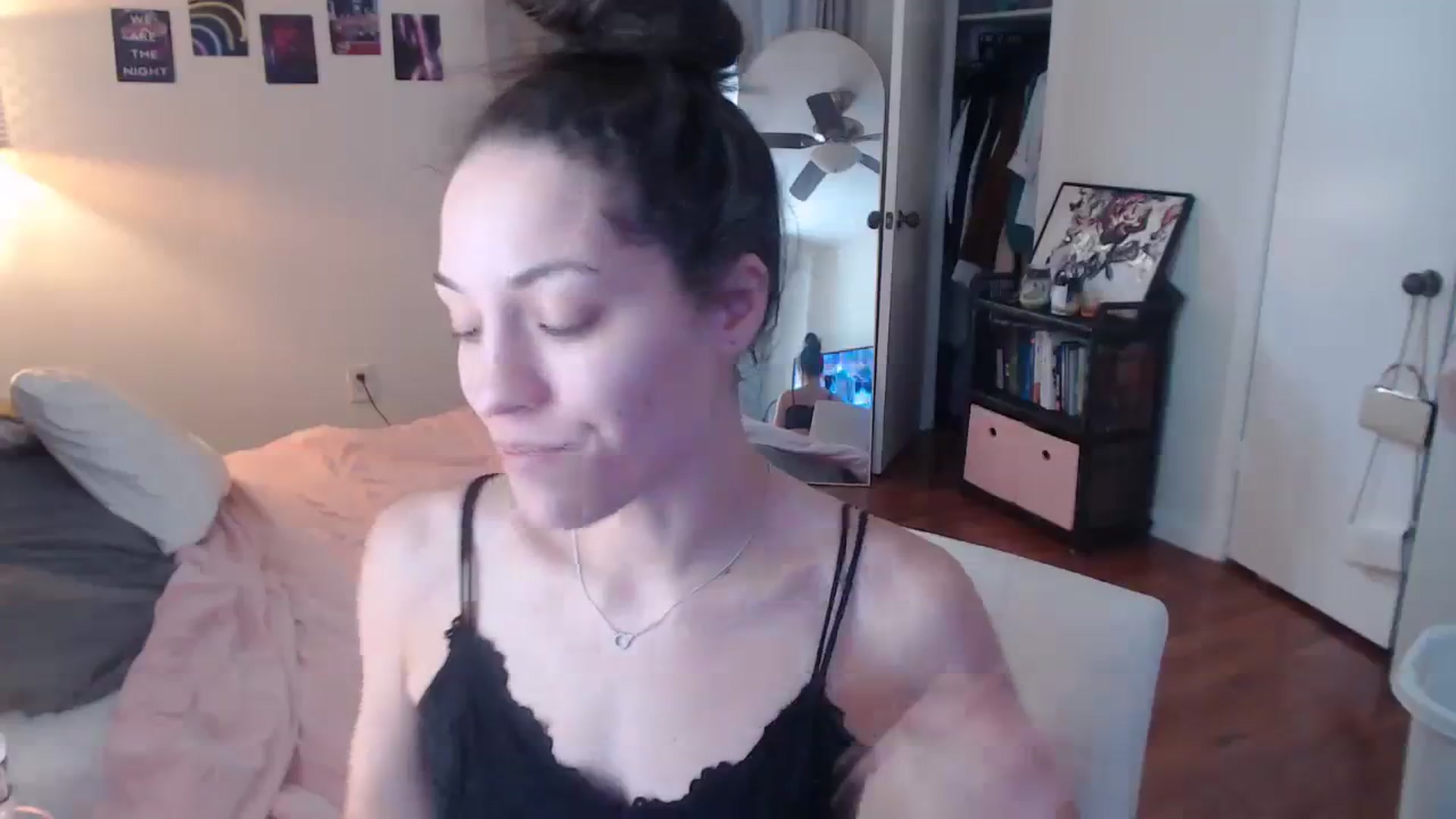 Gallery image thumbnail from cassandracane's myfreecams stream on, 02/20/2024, 16:12 image 5 of 20