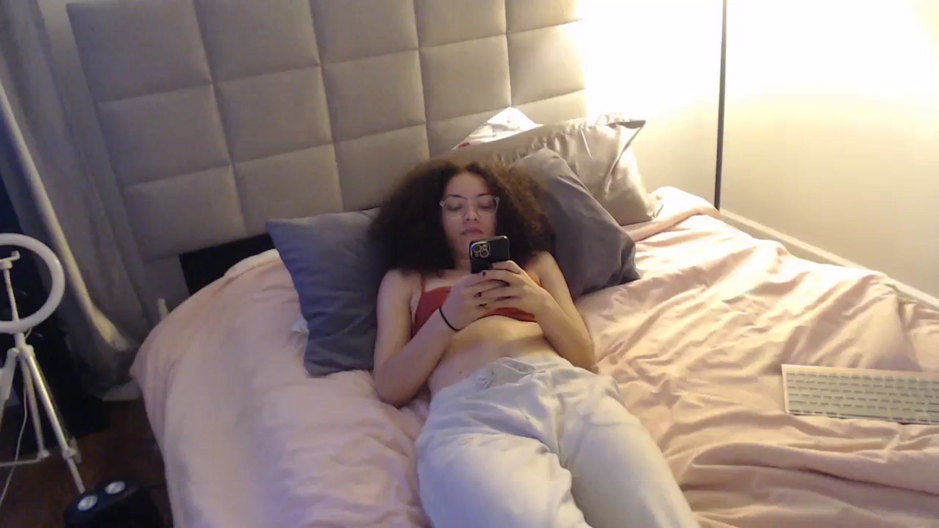 Gallery image thumbnail from cassandracane's myfreecams stream on, 02/28/2024, 14:10 image 6 of 20